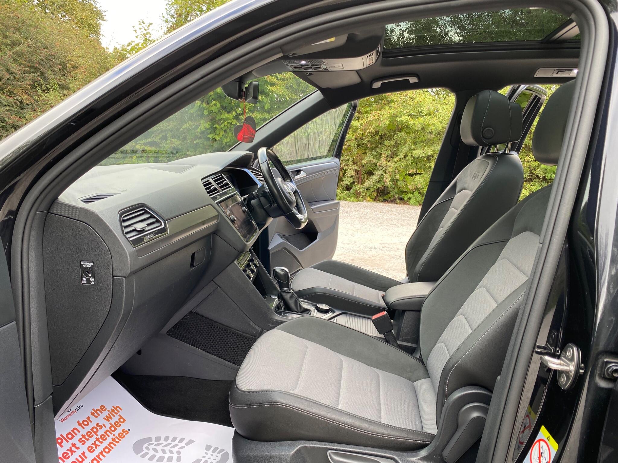 Volkswagen Tiguan view 16