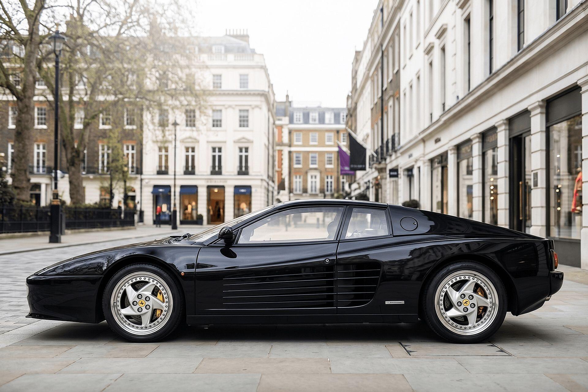 Ferrari 512 view 5