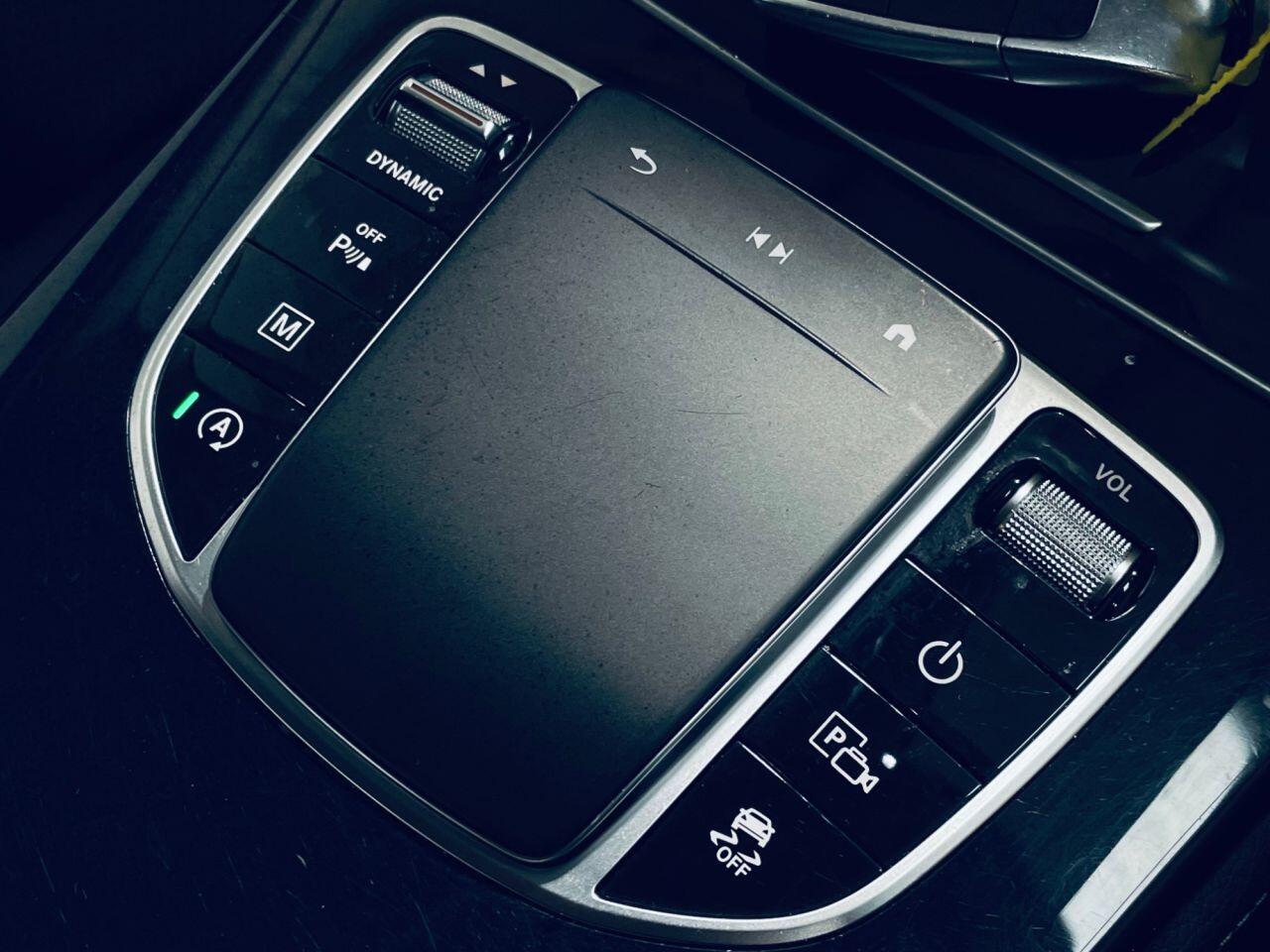 Mercedes-Benz GLC view 19