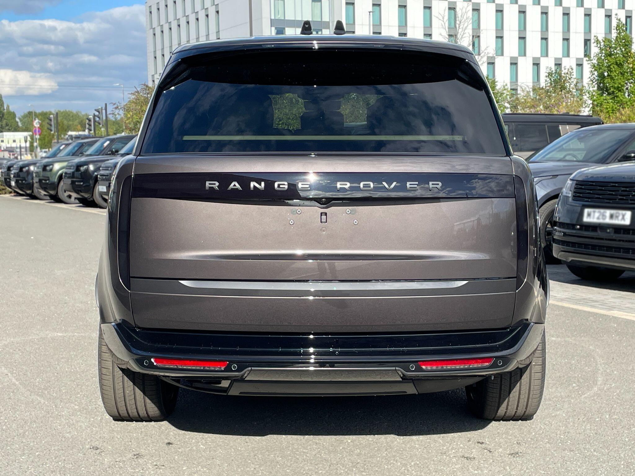 Land Rover Range Rover view 40