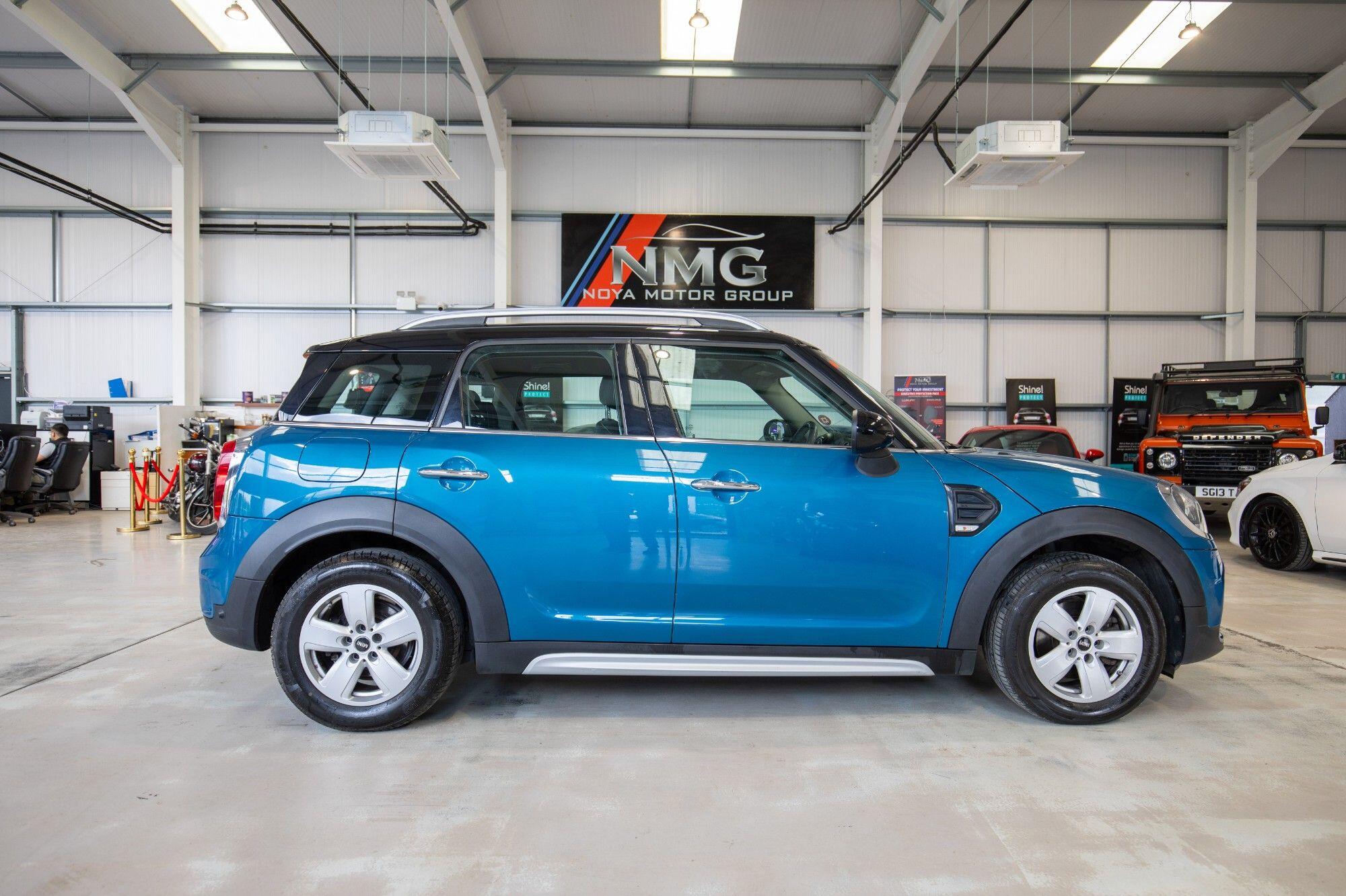 Mini Countryman view 35
