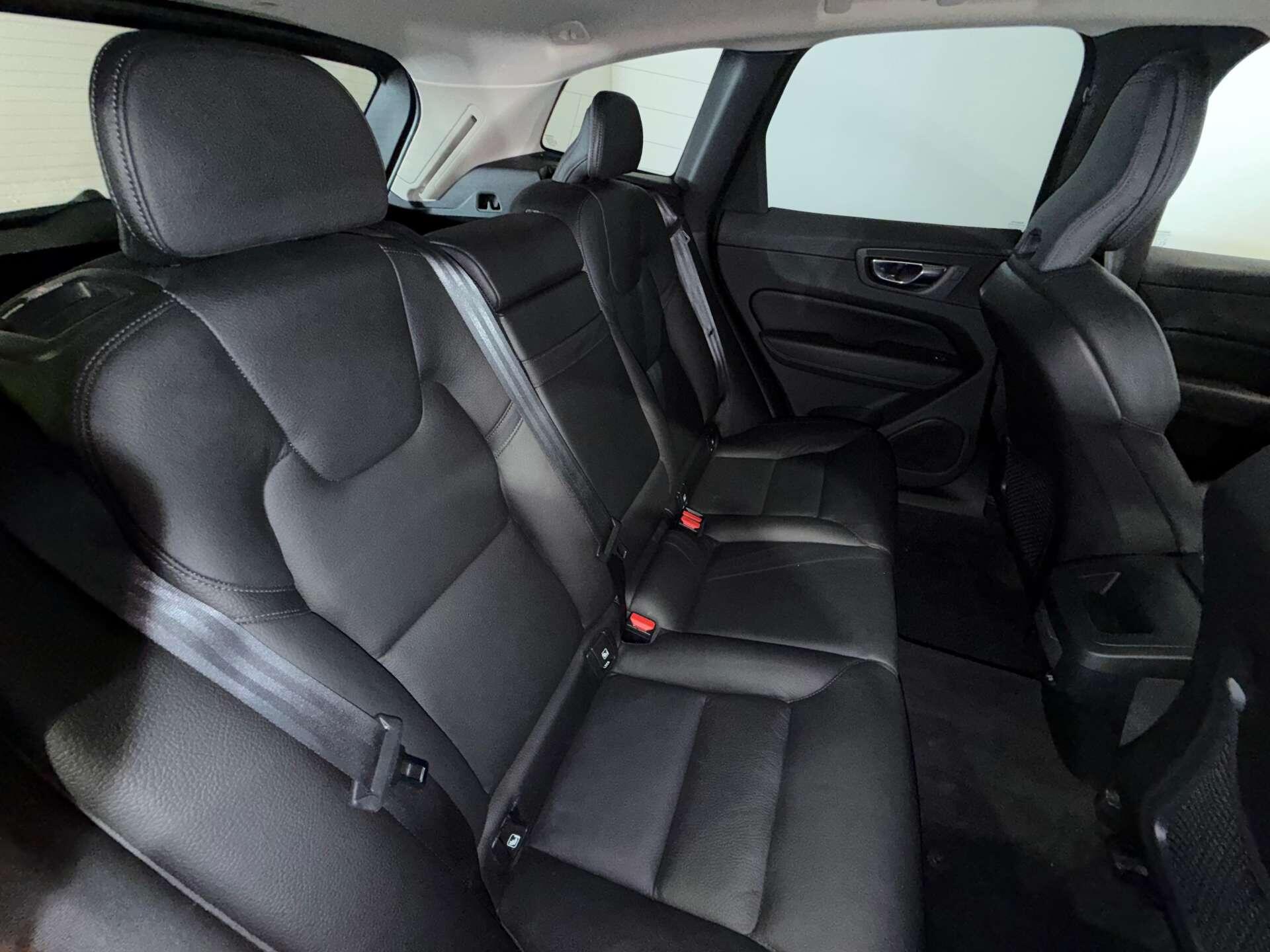 Volvo XC60 view 57