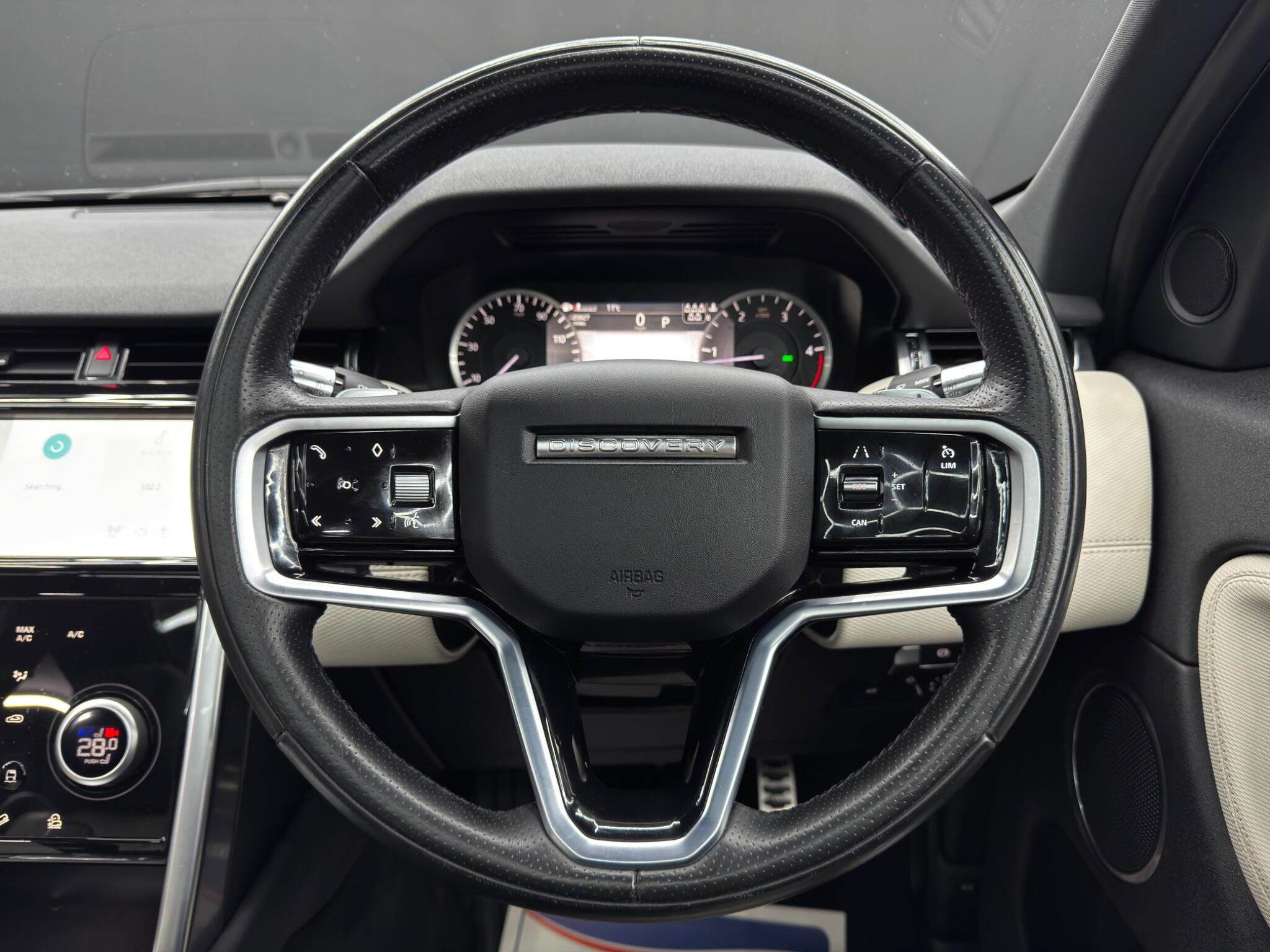 Land Rover Discovery Sport view 20
