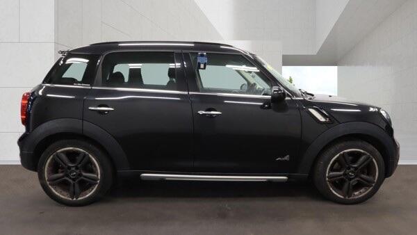 Mini Countryman view 10