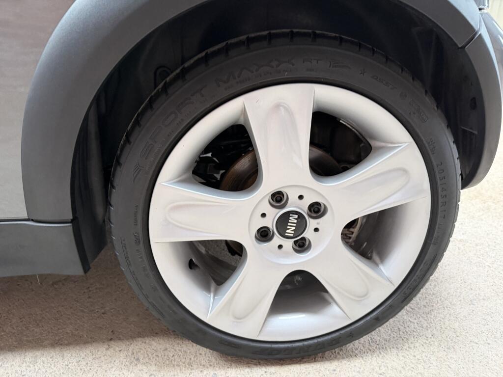 Mini Hatch view 30