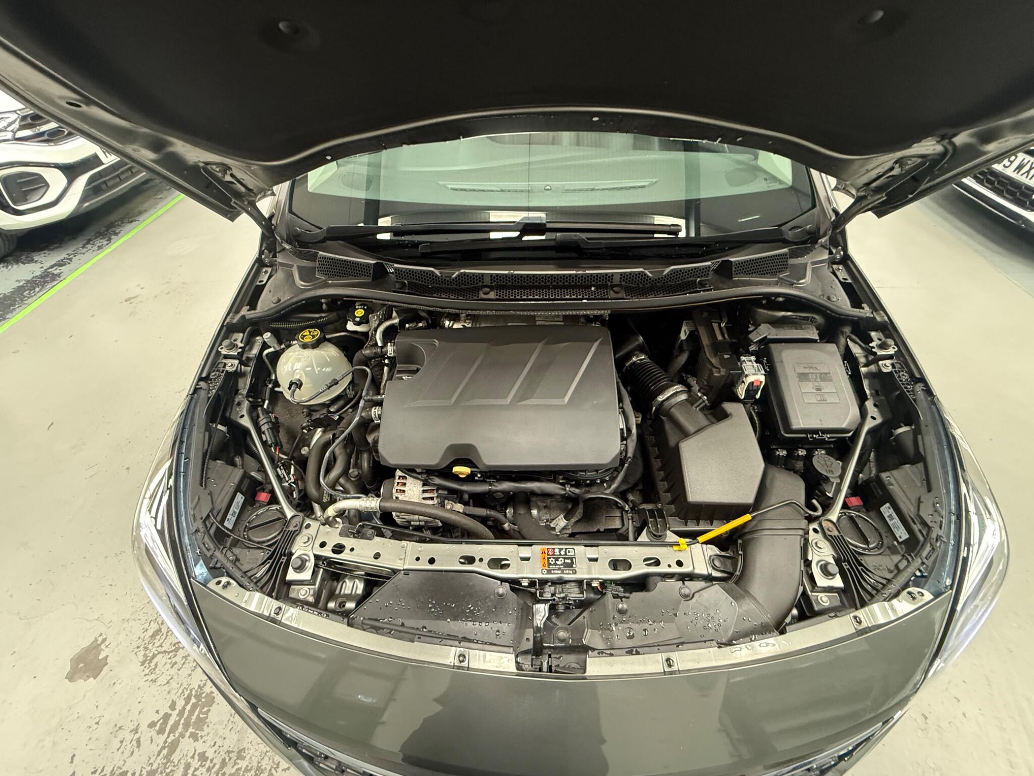 Vauxhall Astra view 30