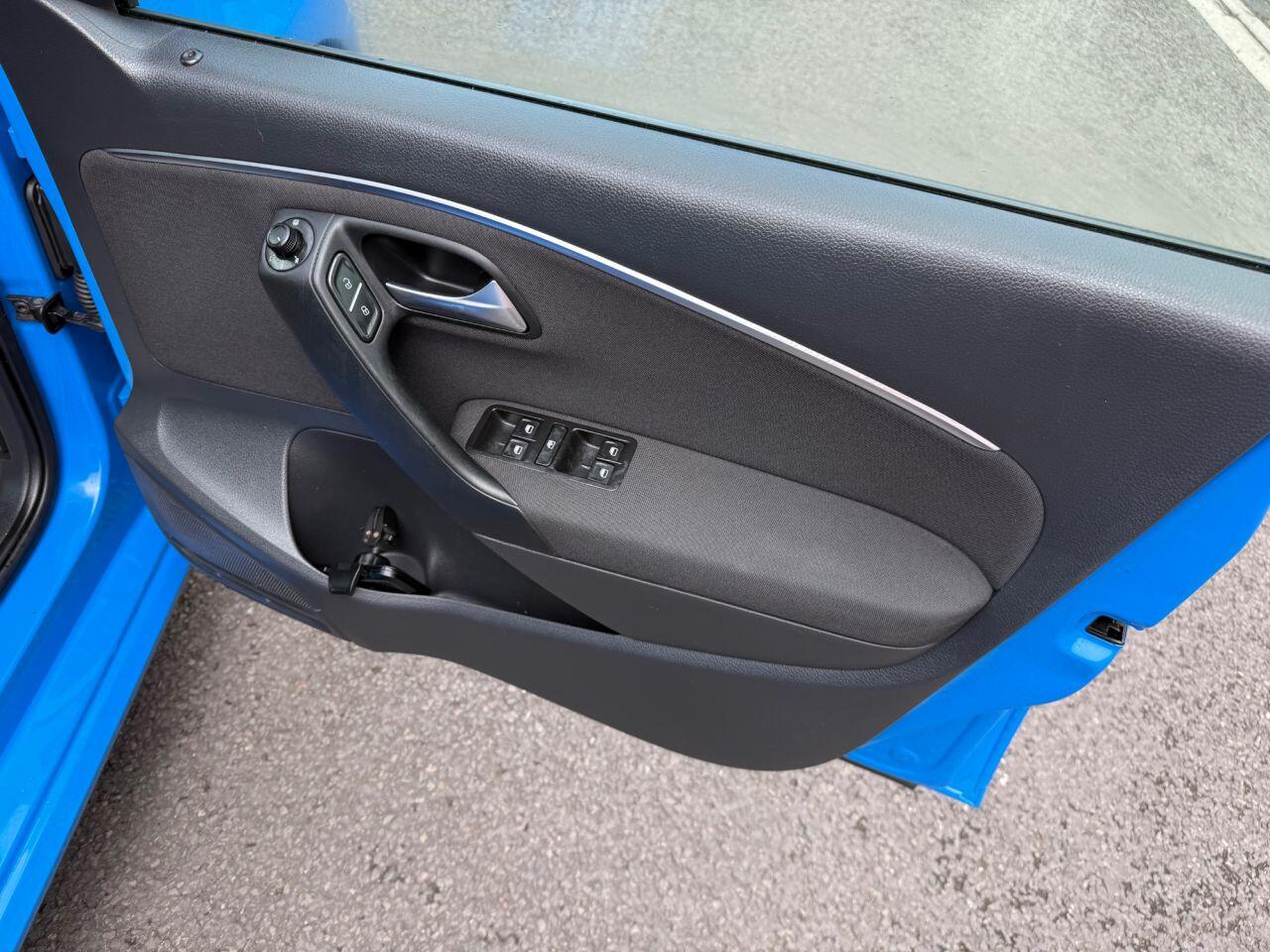 Volkswagen Polo view 39