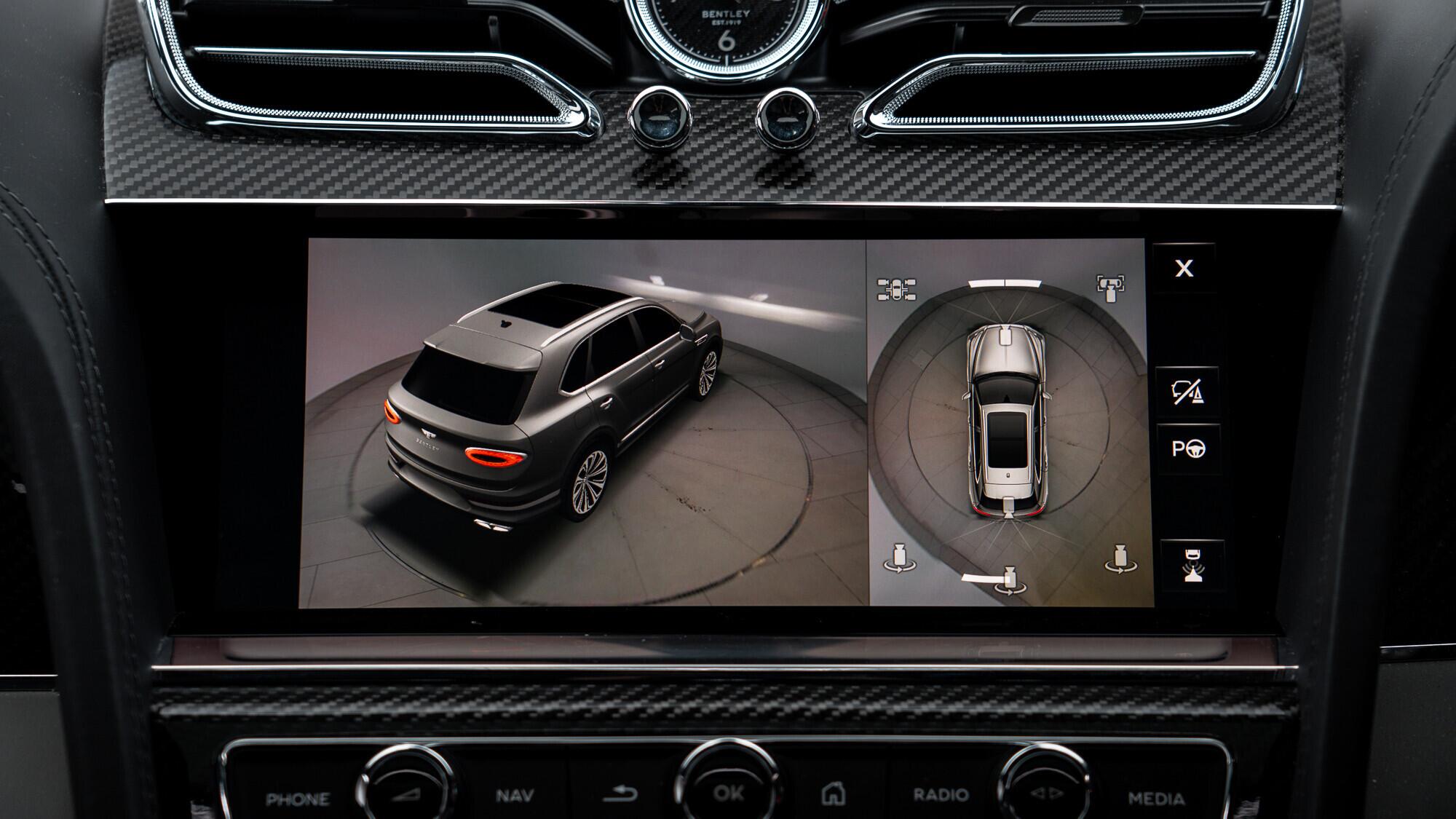 Bentley Bentayga view 42