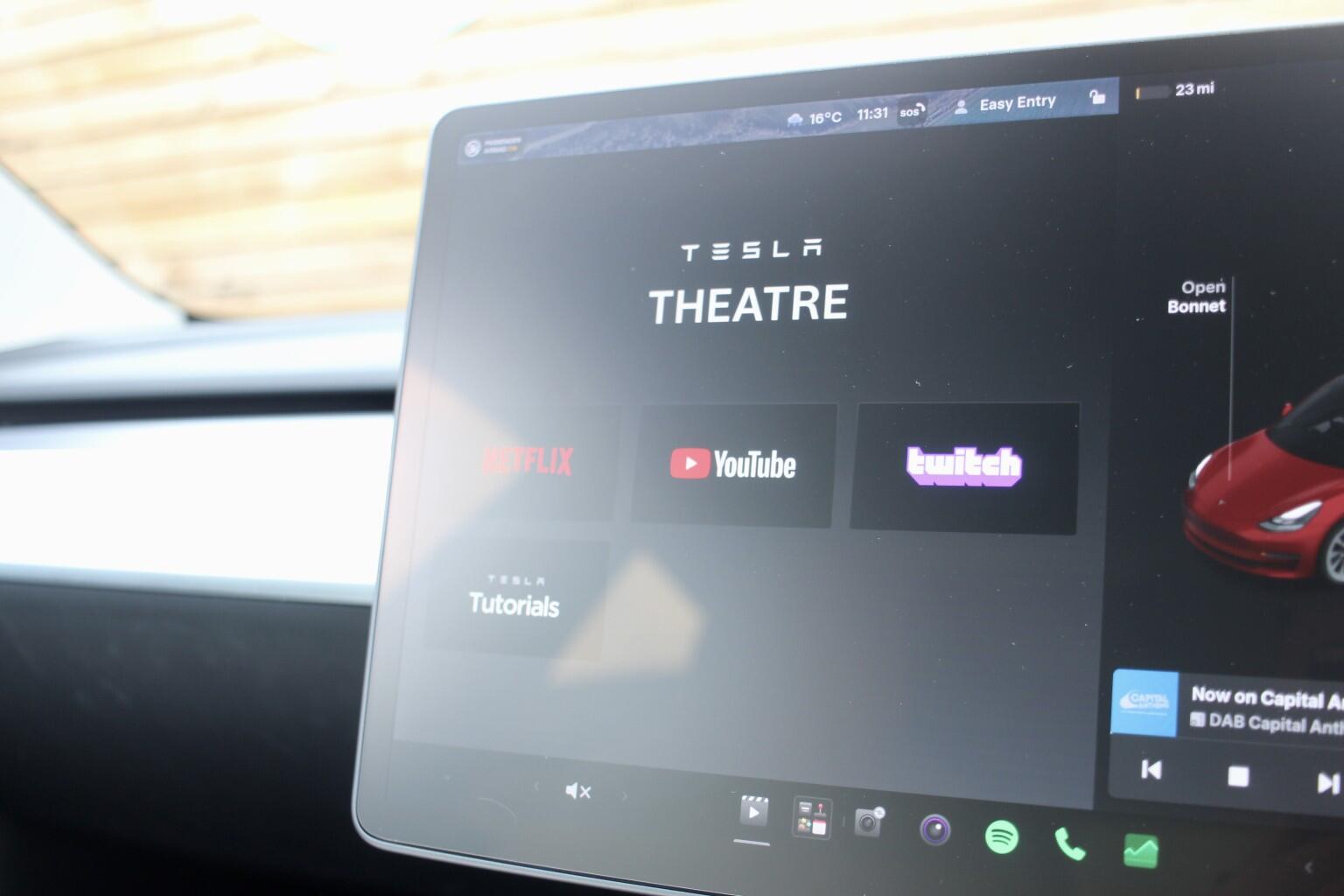 Tesla Model 3 view 28