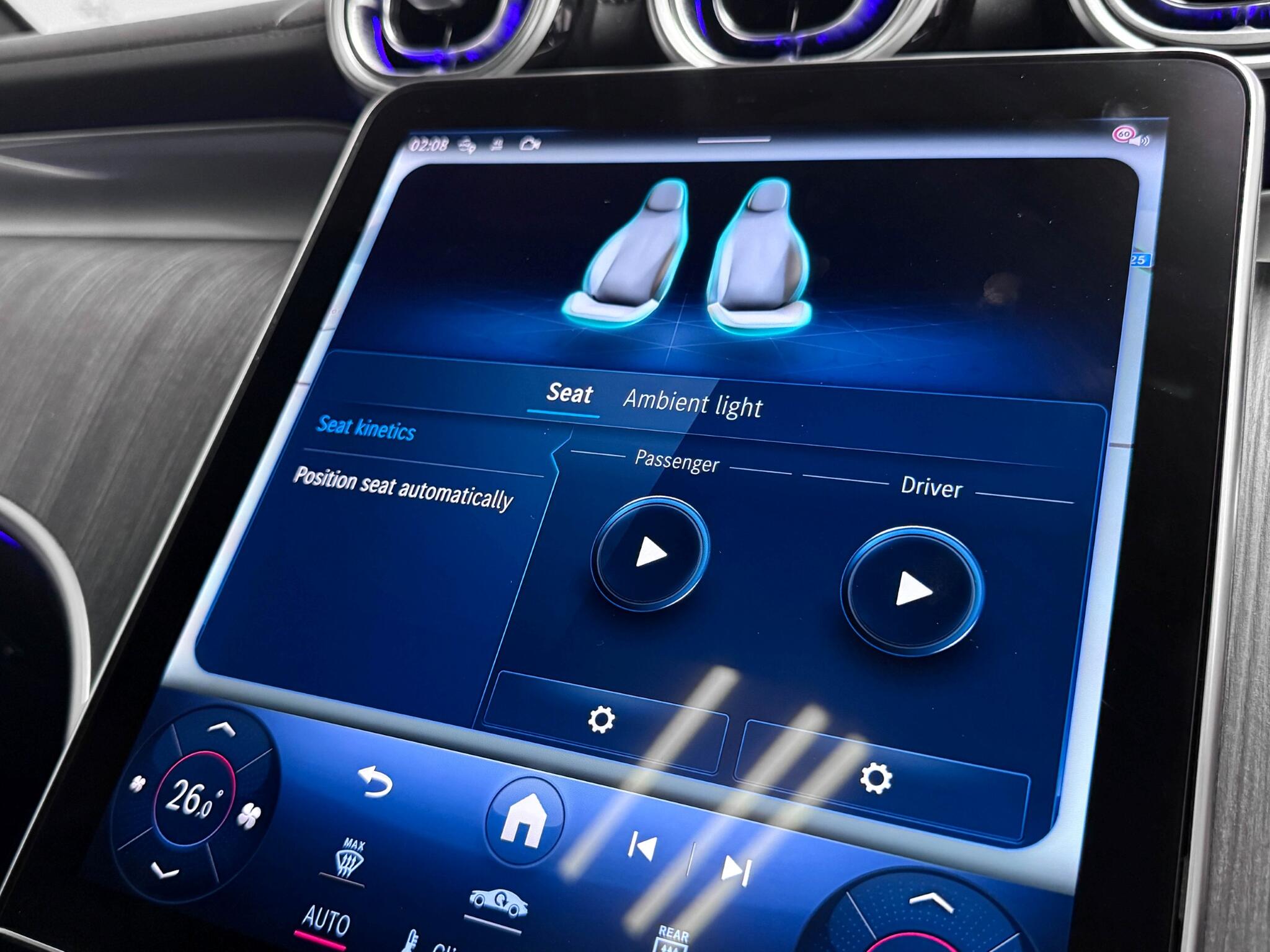 Mercedes-Benz GLC view 50