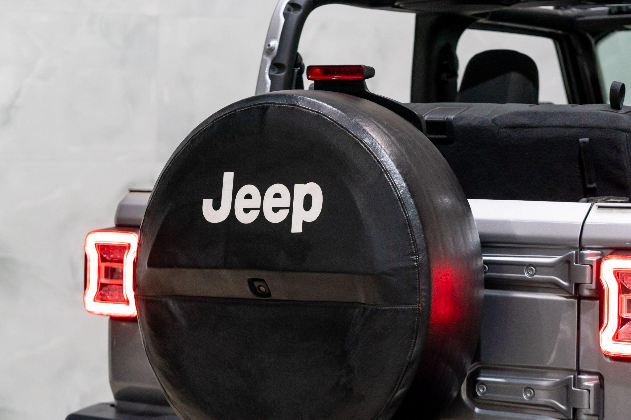 Jeep Wrangler view 15