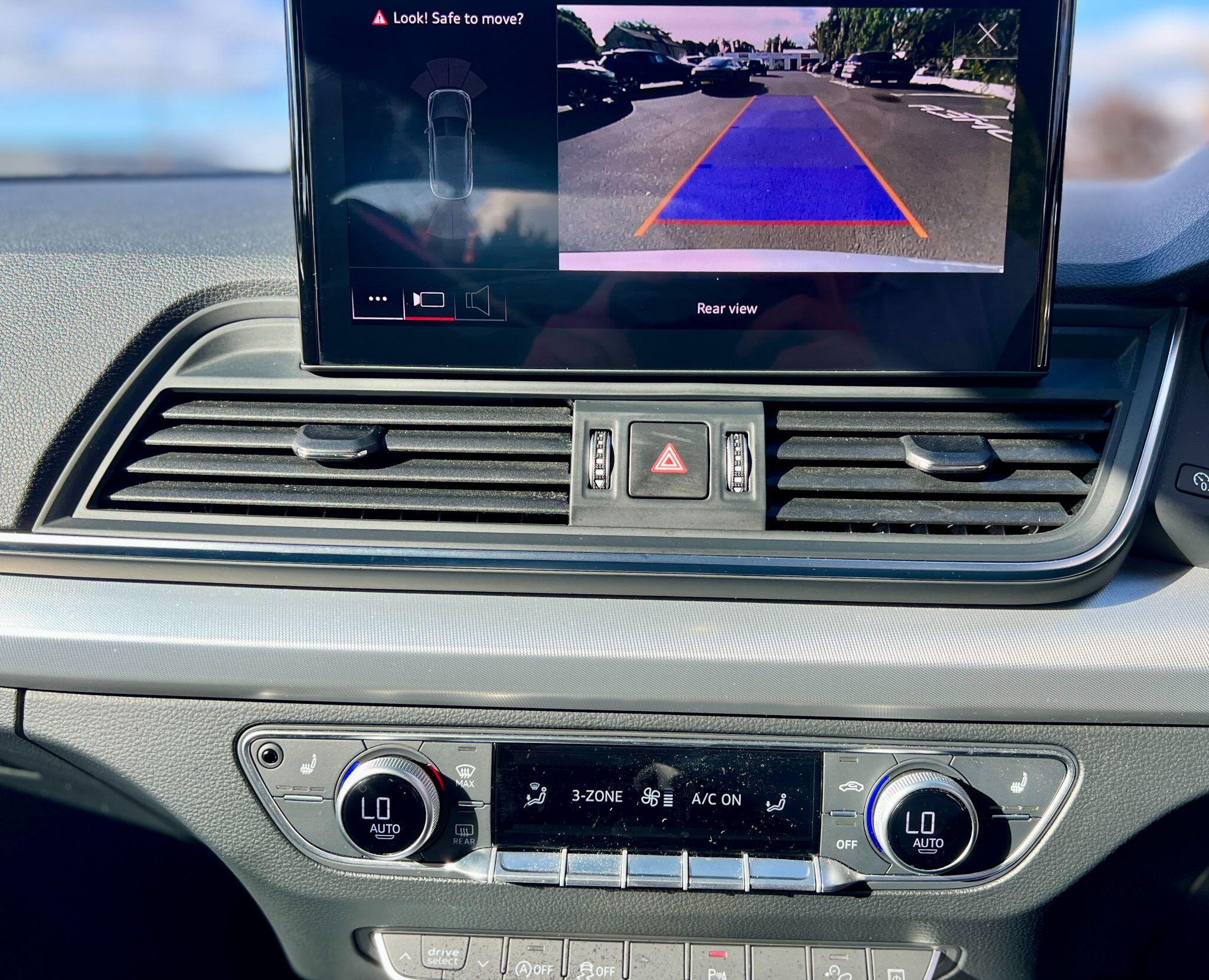 Audi Q5 view 33