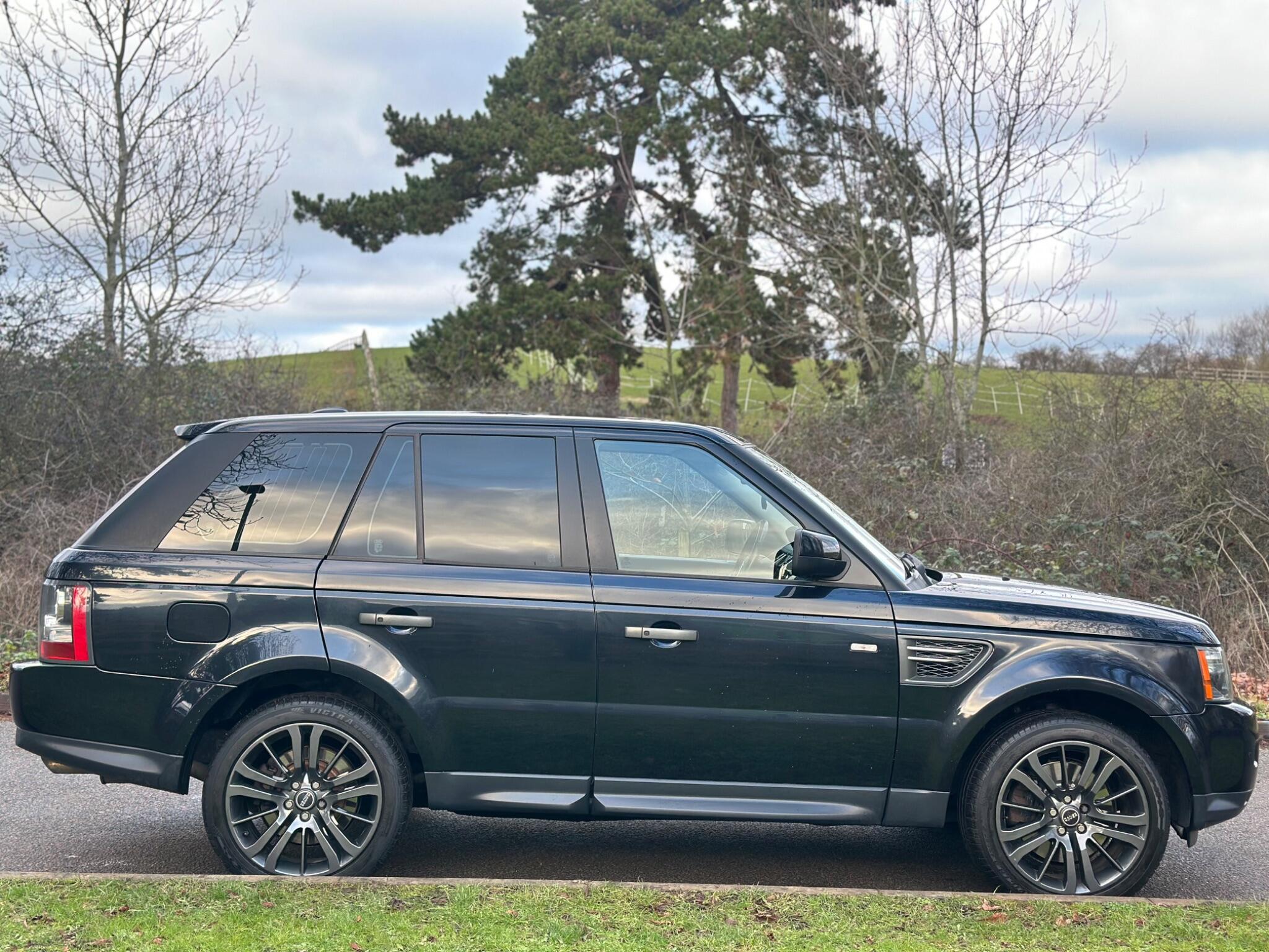 2011 Land Rover Range Rover Sport image 11