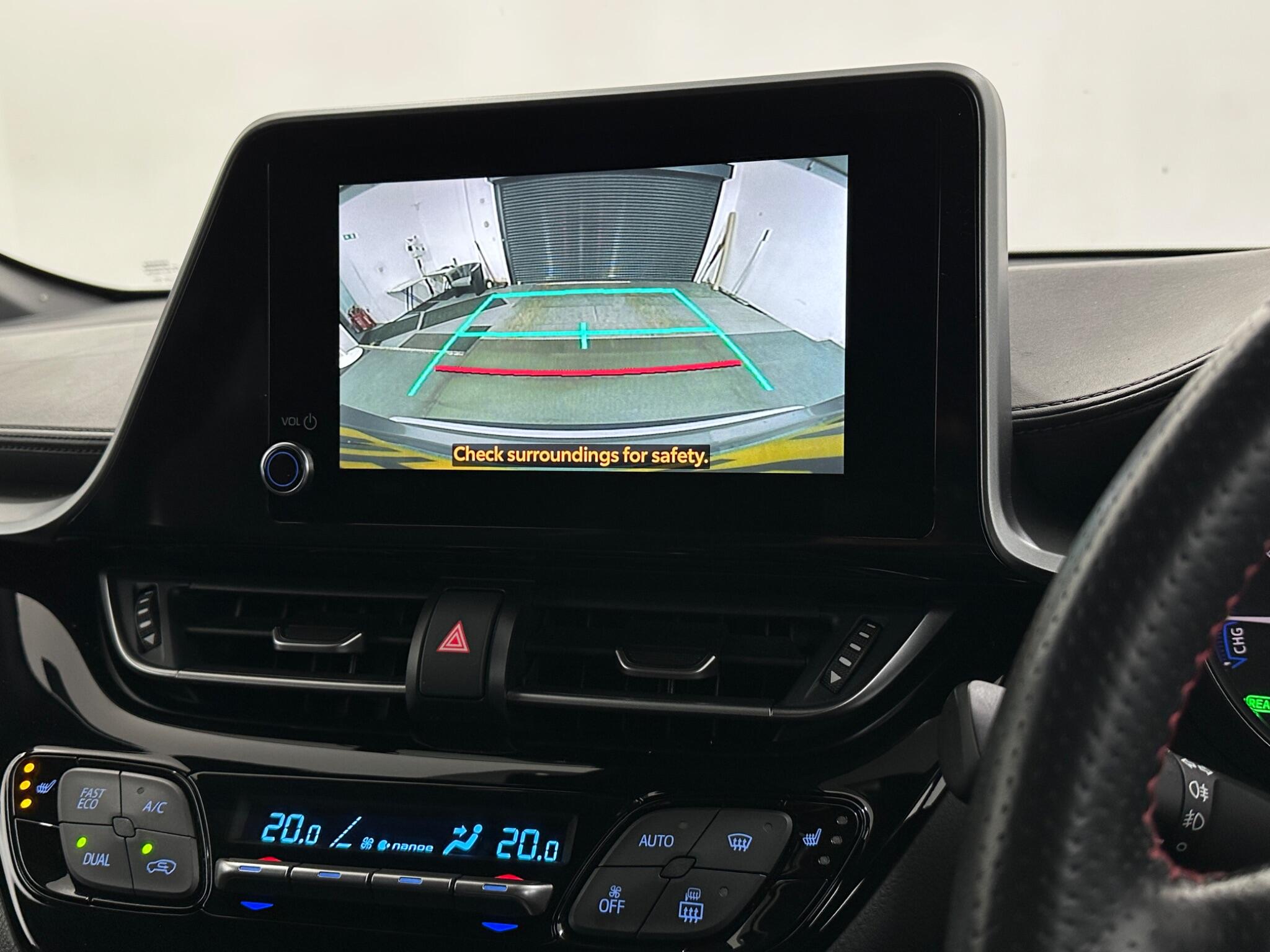 Toyota C-HR view 23