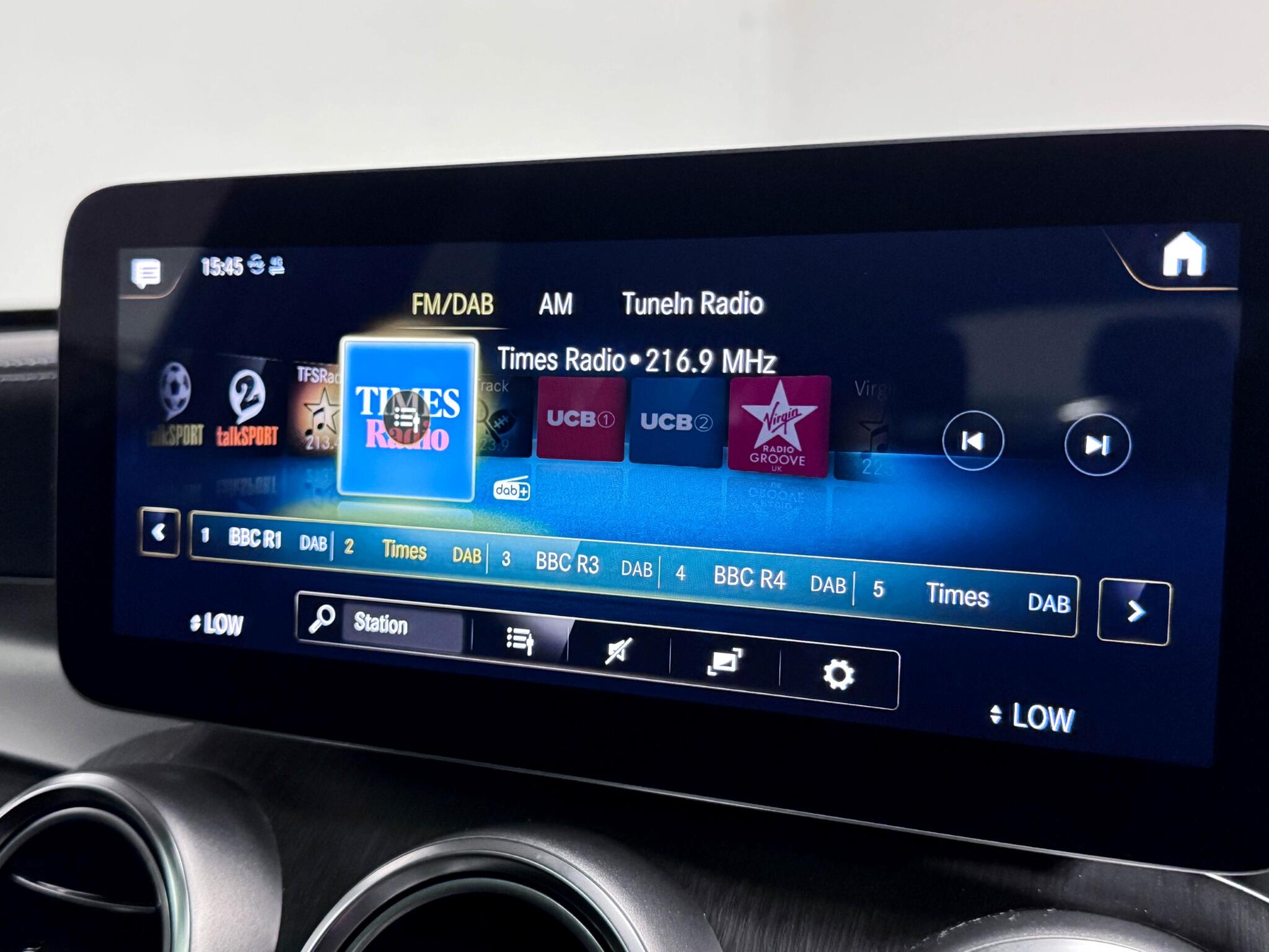 Mercedes-Benz GLC view 41