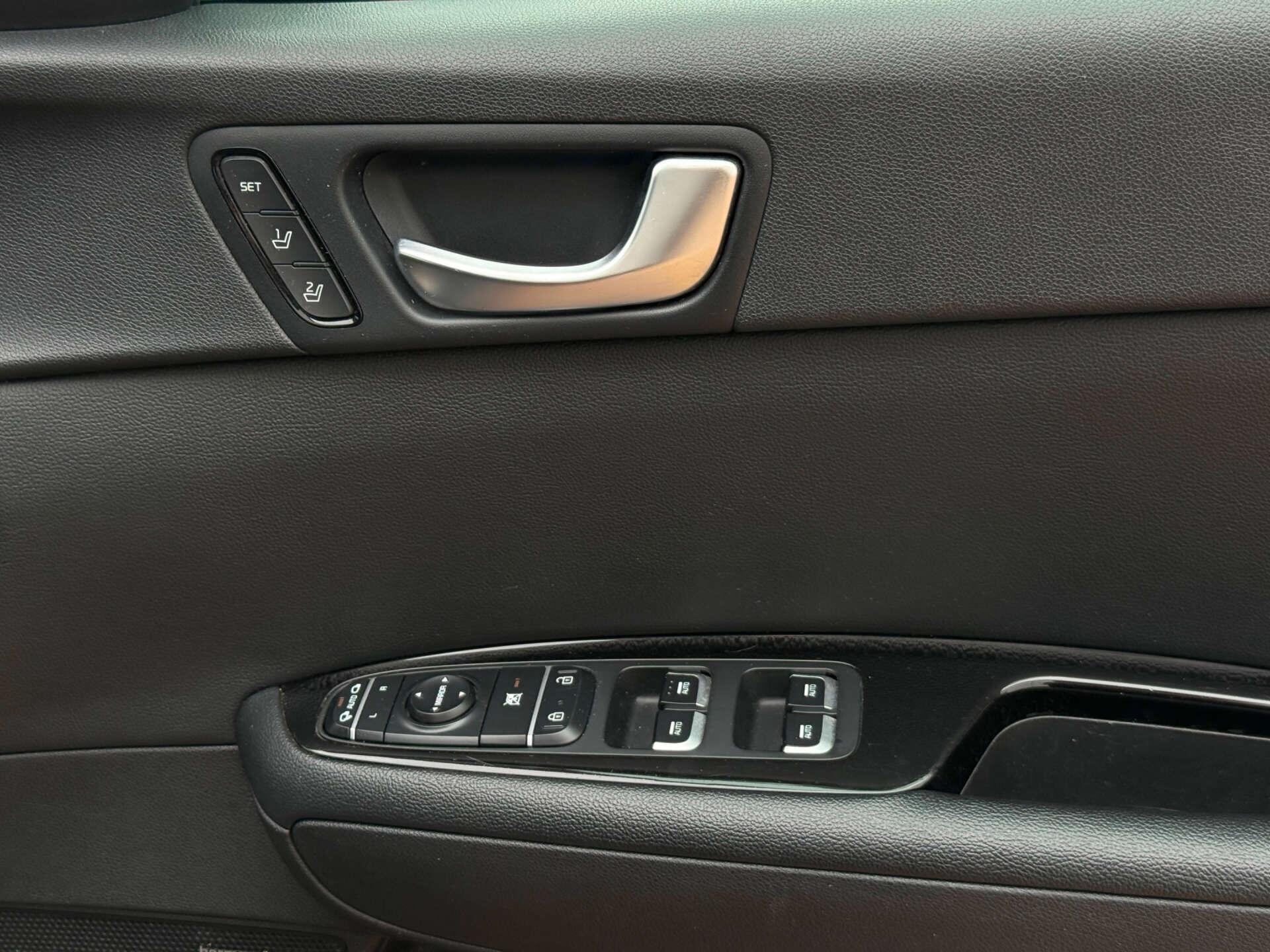 Kia Optima view 23