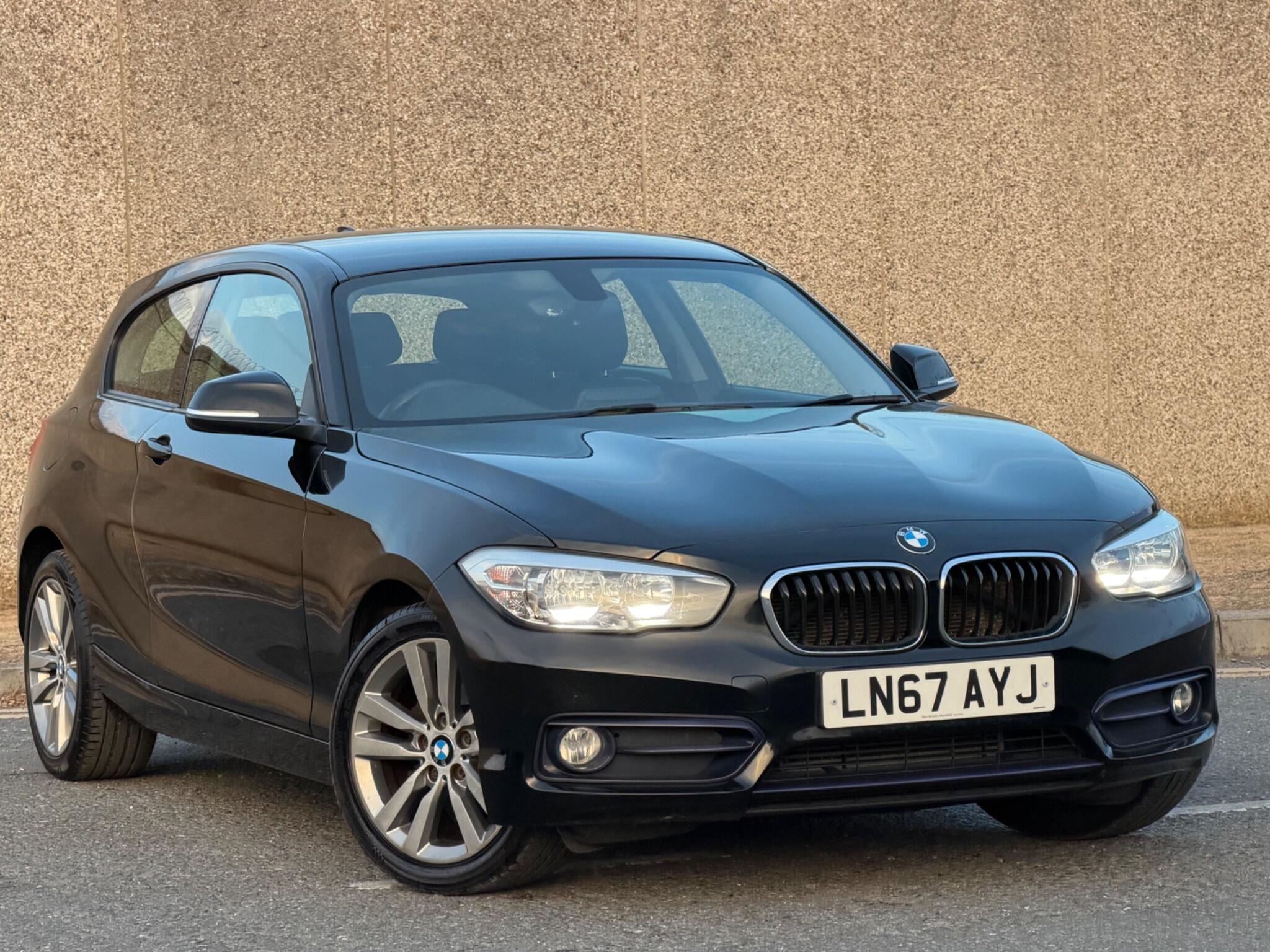 BMW 1 Series view 7