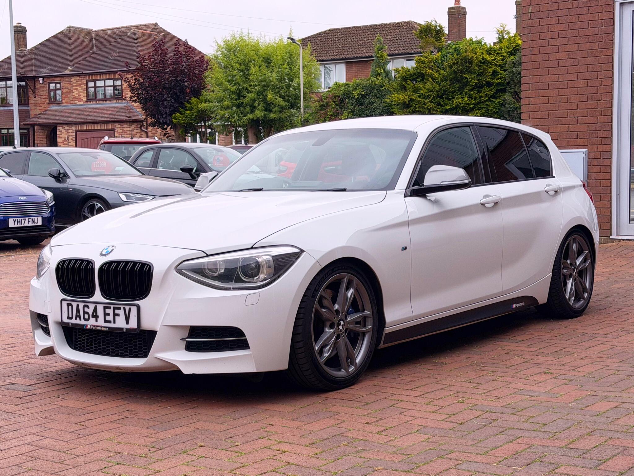 BMW 1 Series view 33