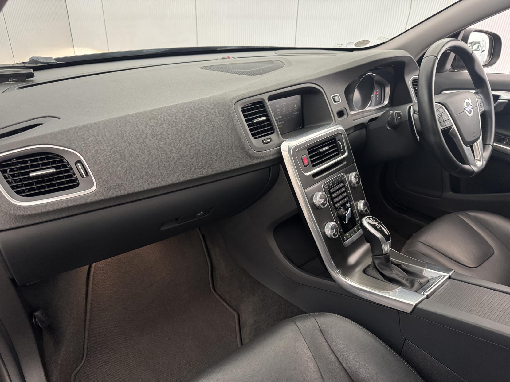 Volvo V60 view 60