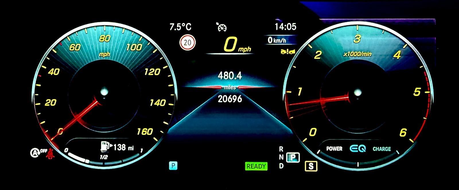 Mercedes-Benz E-Class view 19