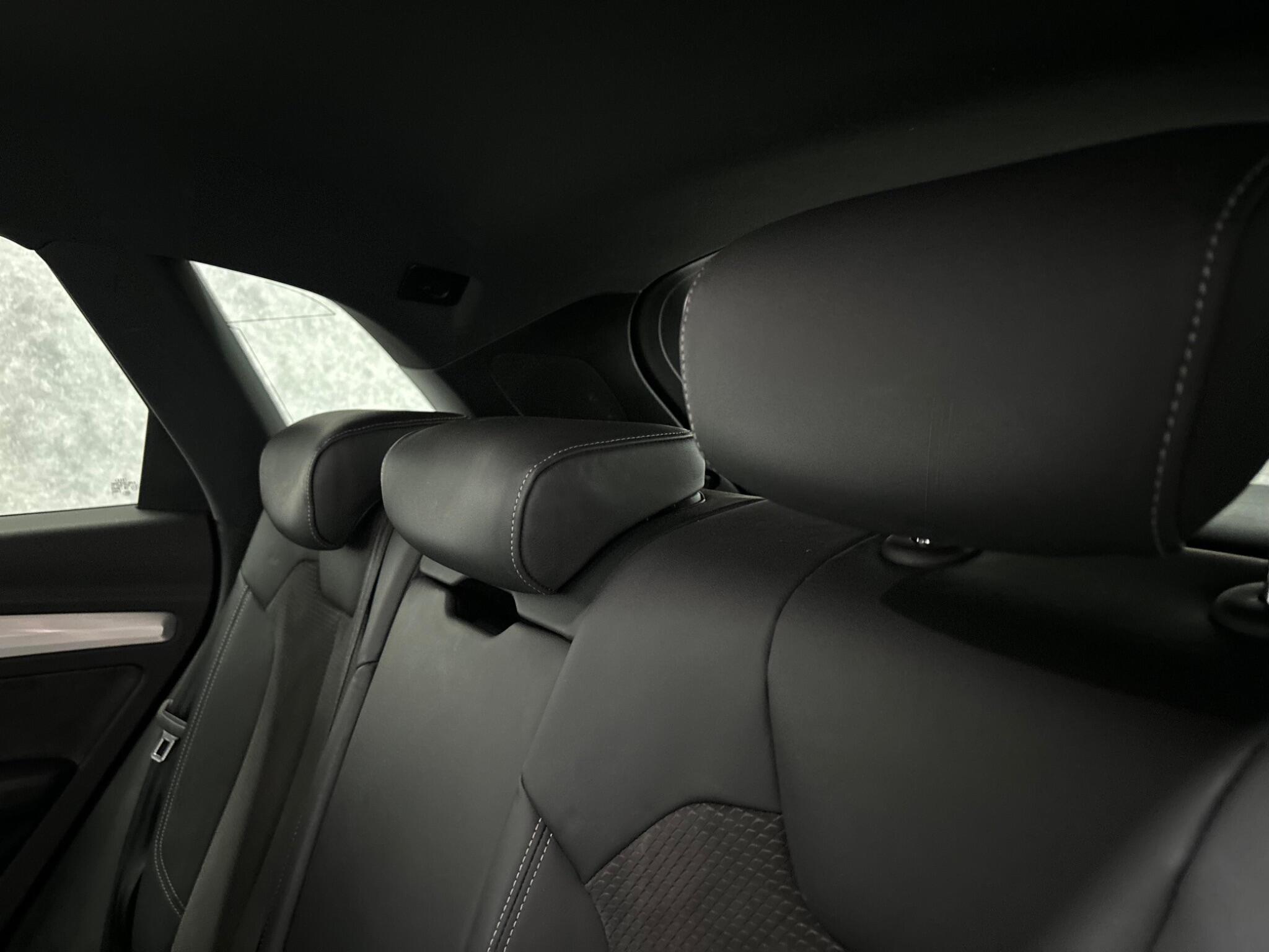 Audi Q5 view 9