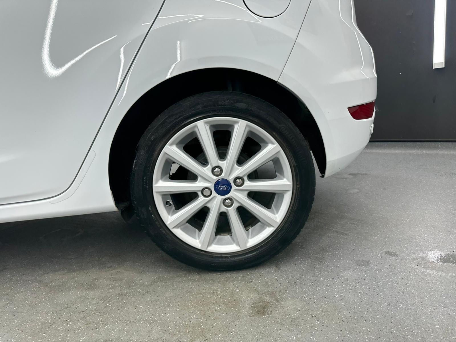 Ford Fiesta view 18