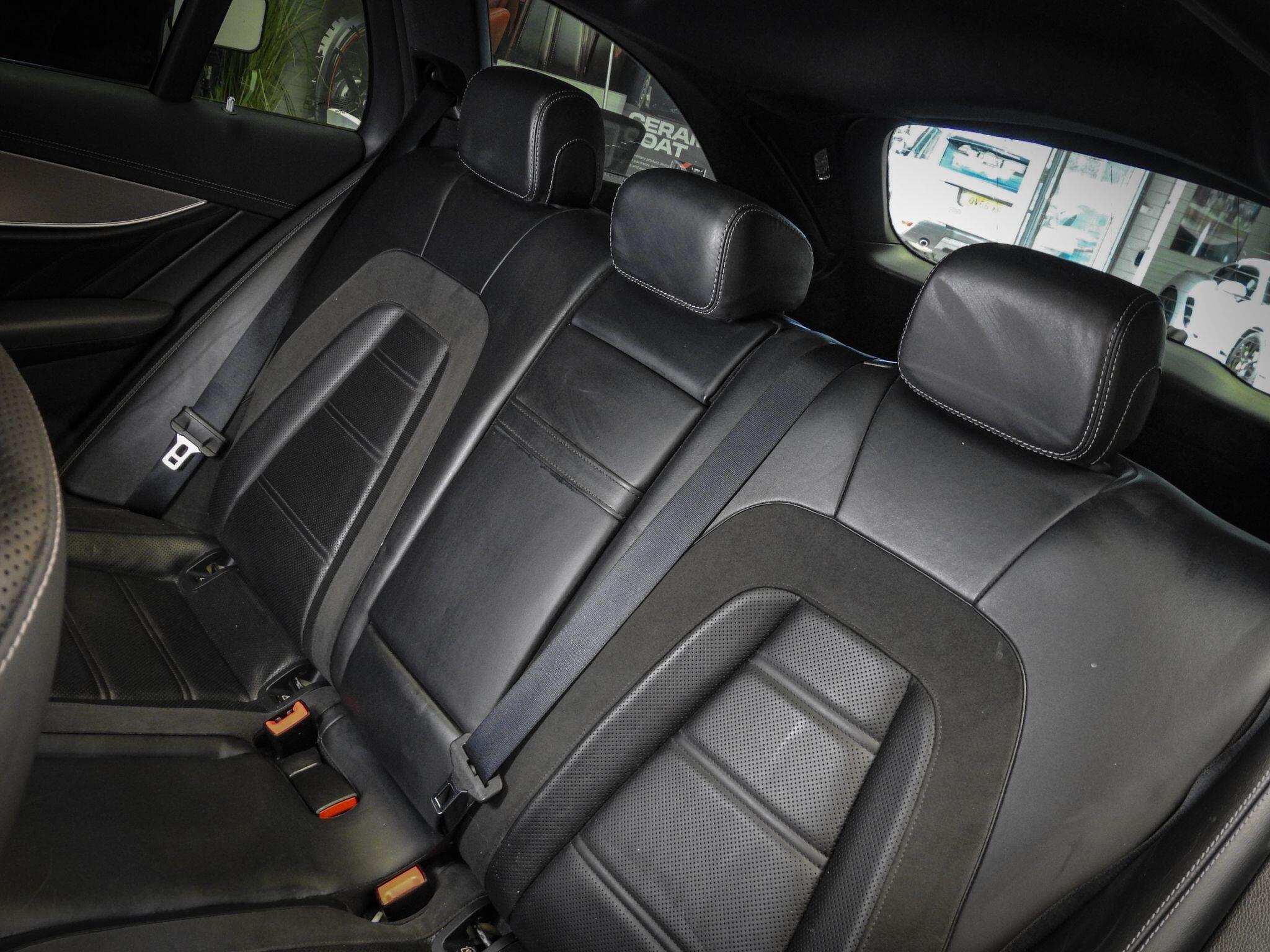 Mercedes-Benz E-Class view 47