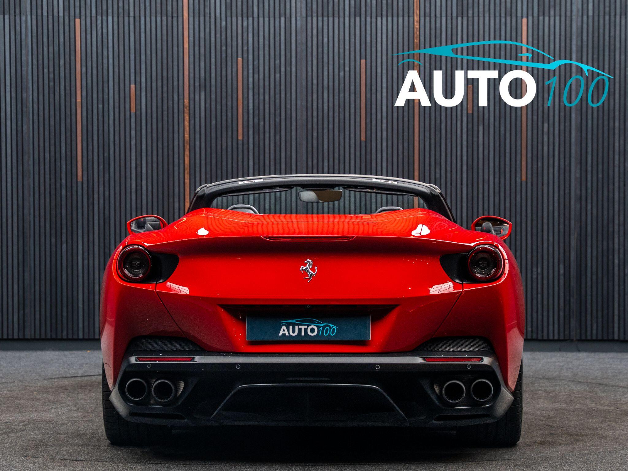Ferrari Portofino view 25