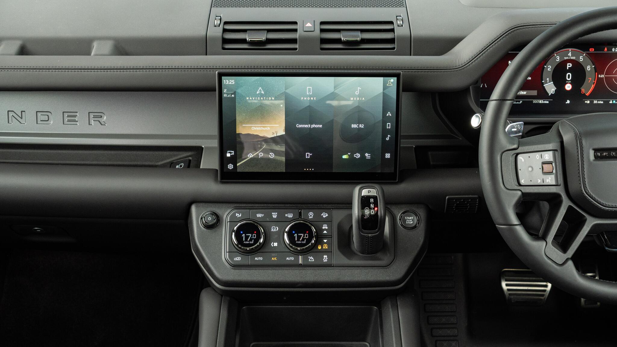 Land Rover Defender view 70
