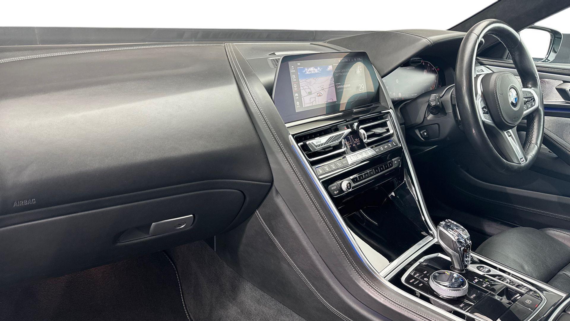 BMW 8 Series view 7