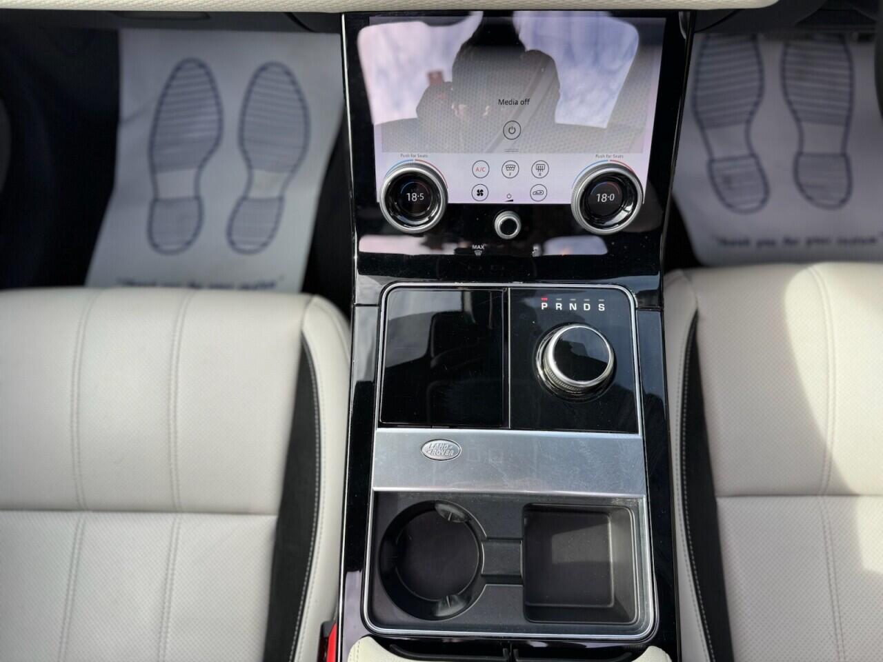 Land Rover Range Rover Velar view 10