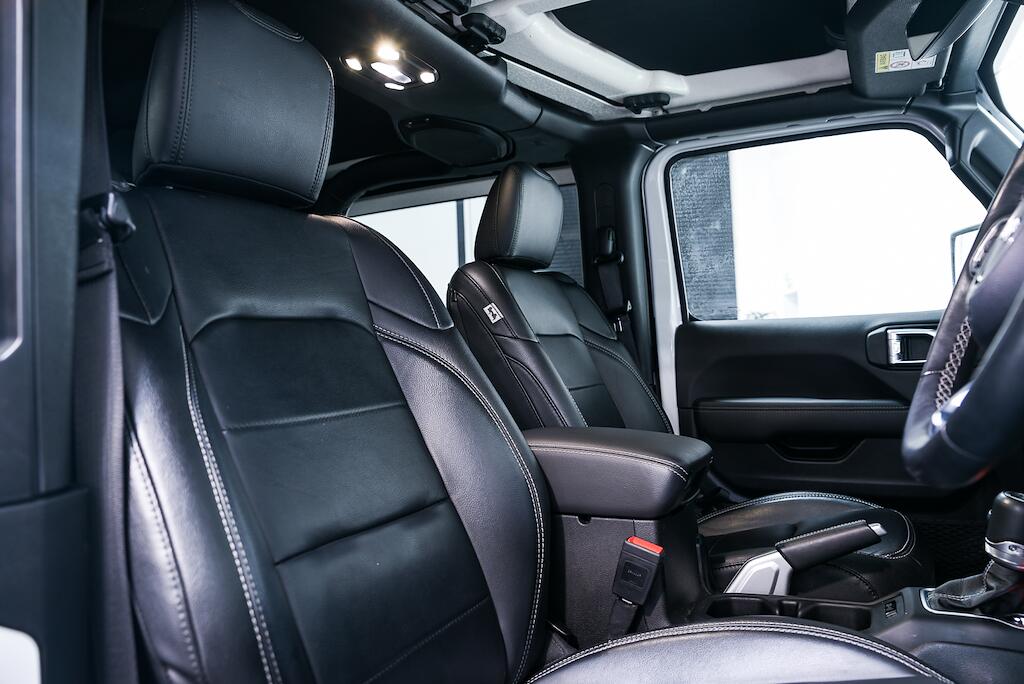 Jeep Wrangler view 10