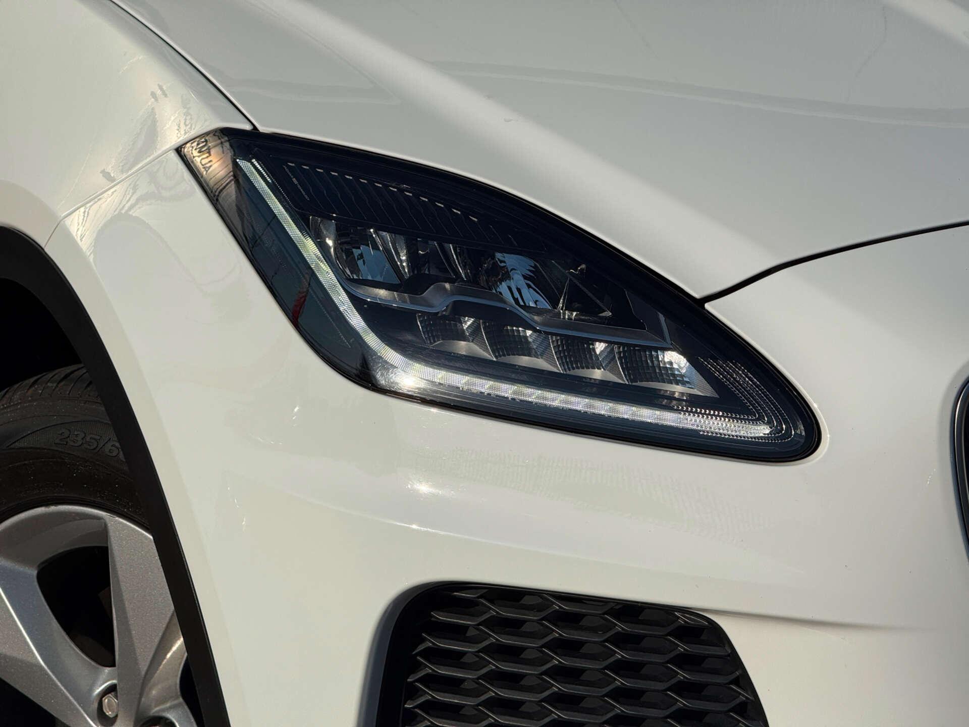 Jaguar E-Pace view 18