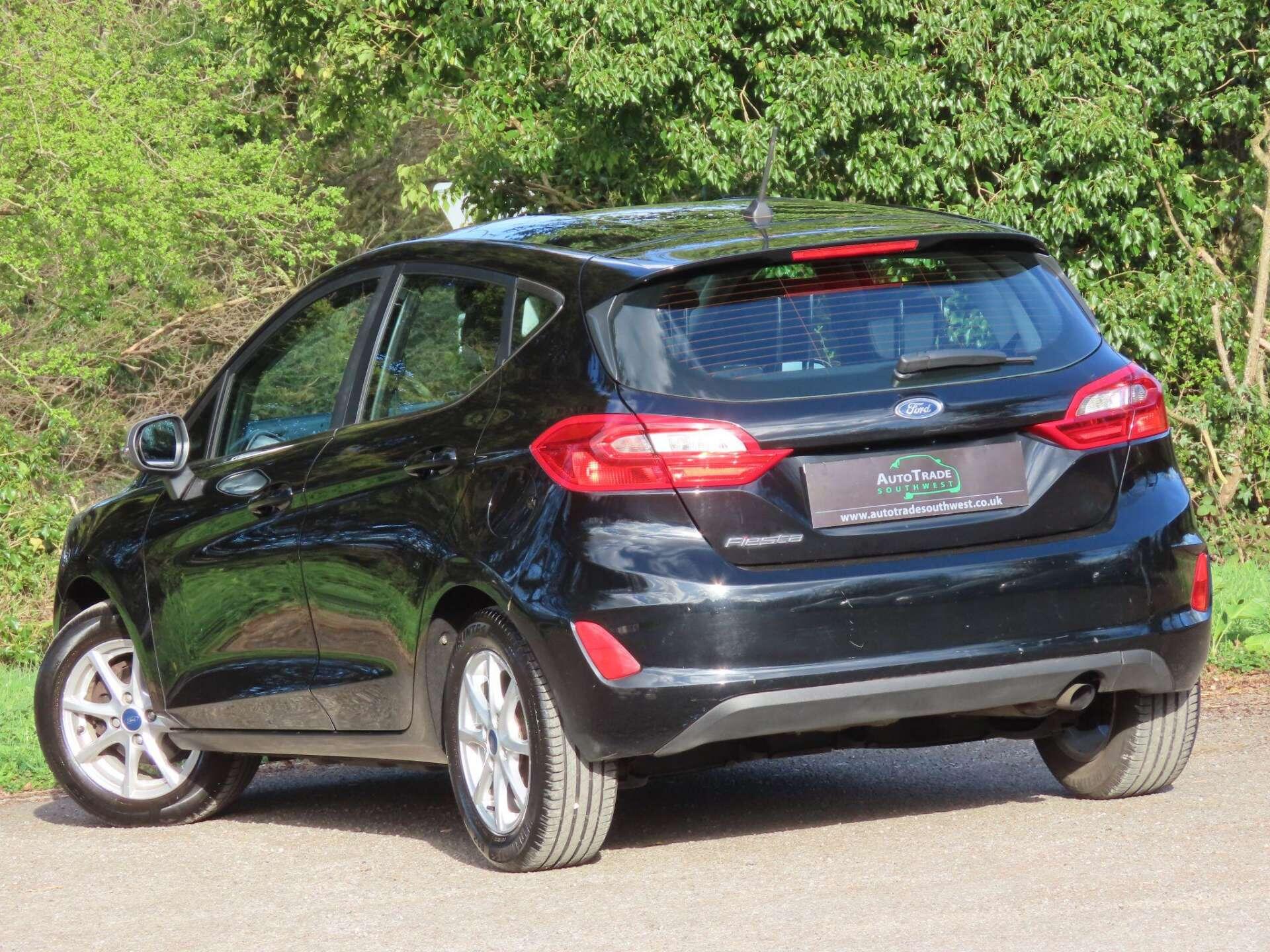 Ford Fiesta view 6