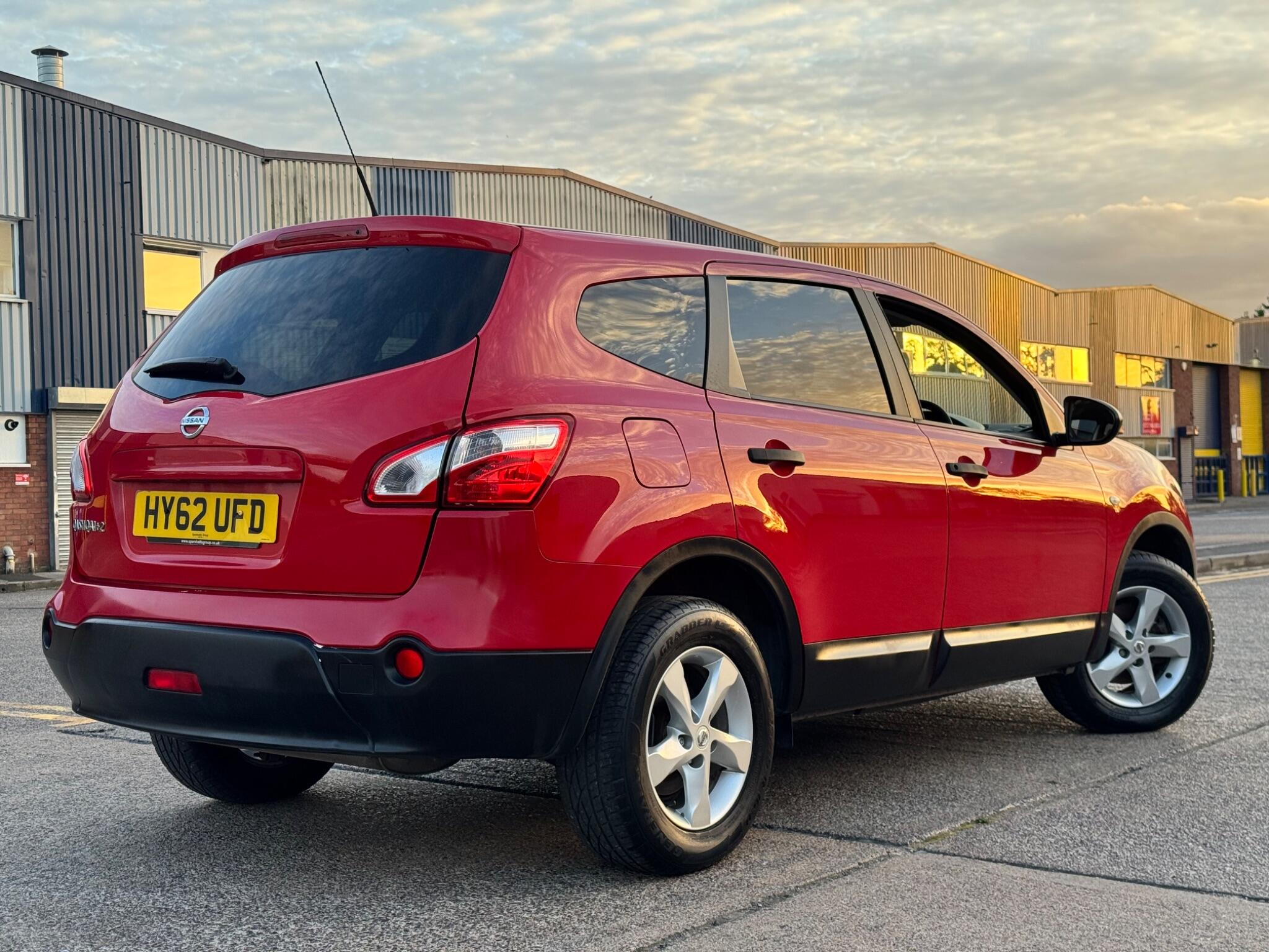 Nissan Qashqai+2 view 18