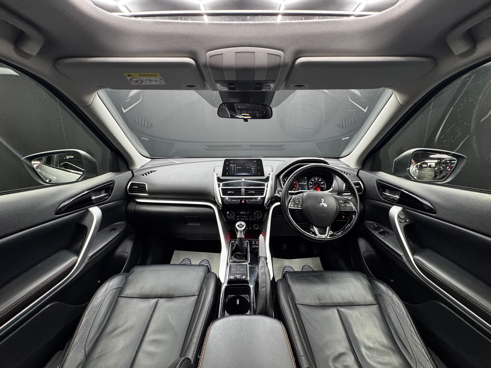 Mitsubishi Eclipse Cross view 17