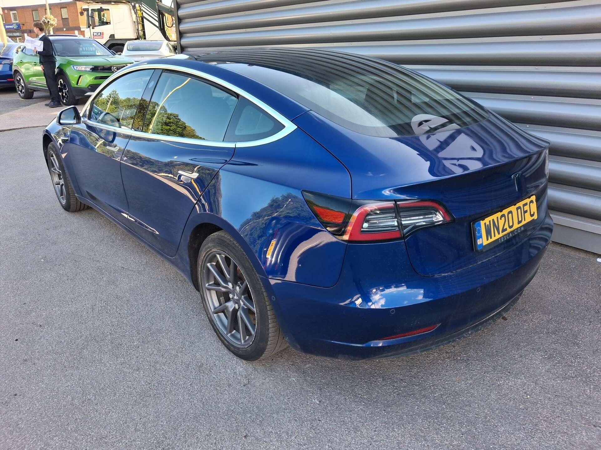 Tesla Model 3 view 13