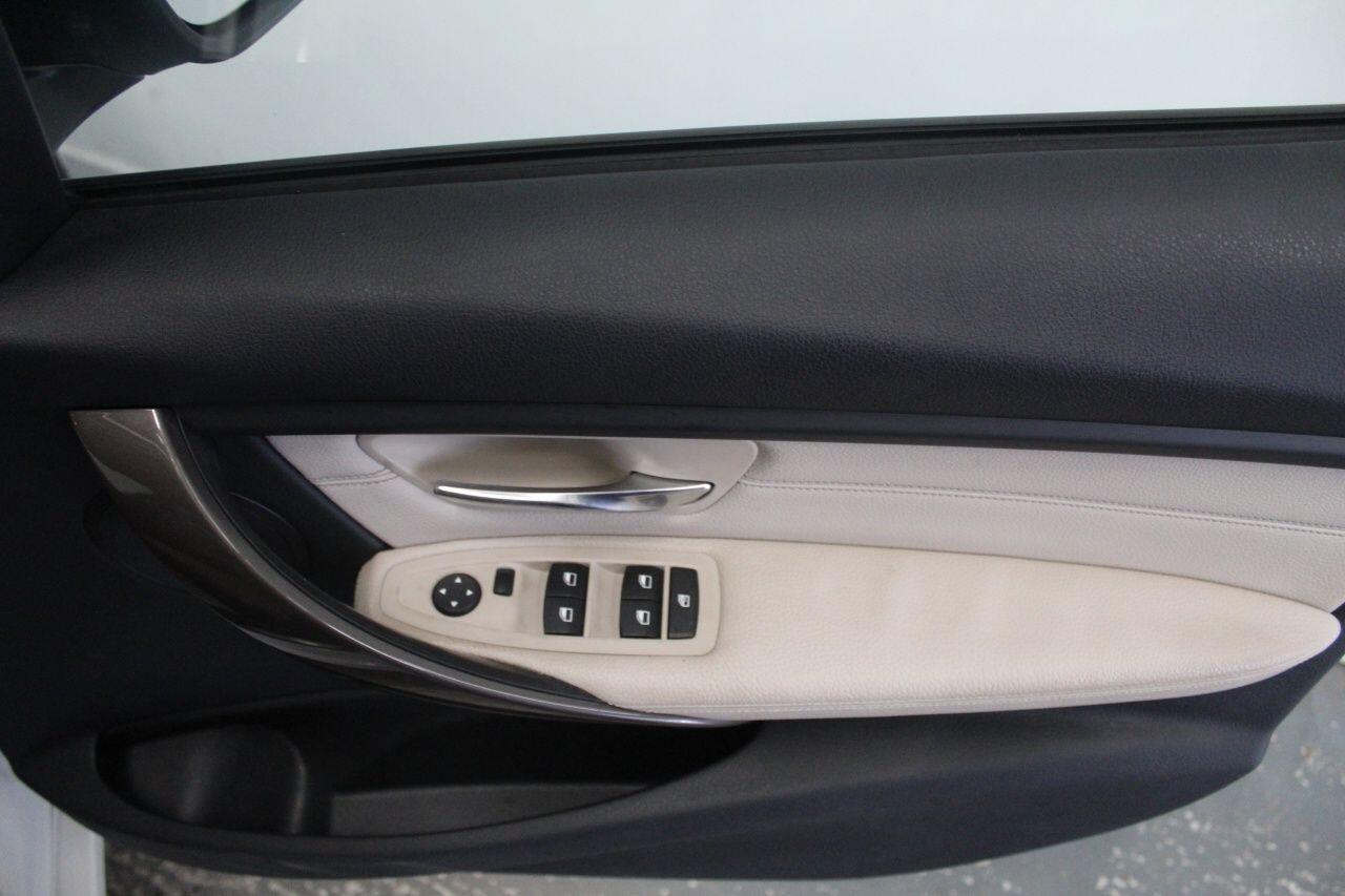 BMW 3 Series view 50
