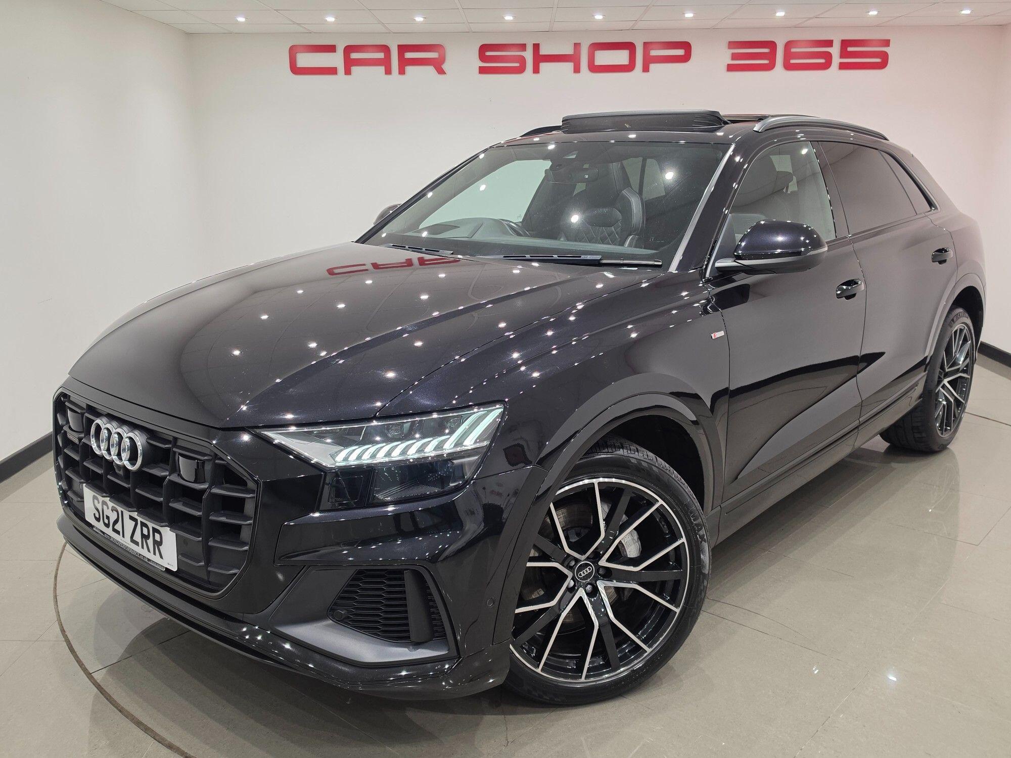 Audi Q8 view 52