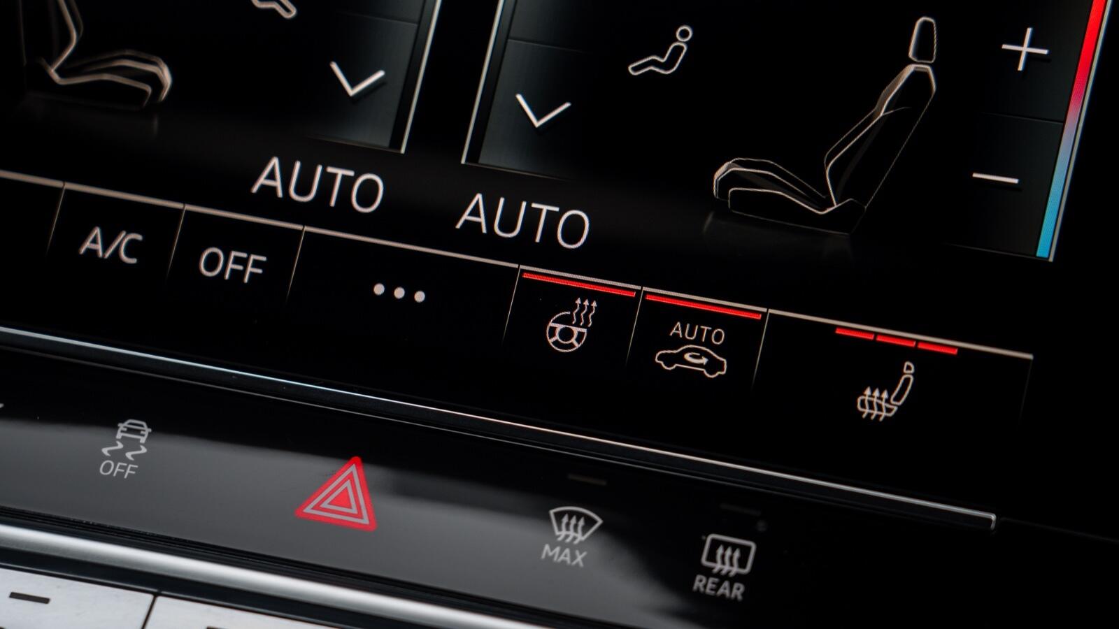 Audi RS6 Avant view 36