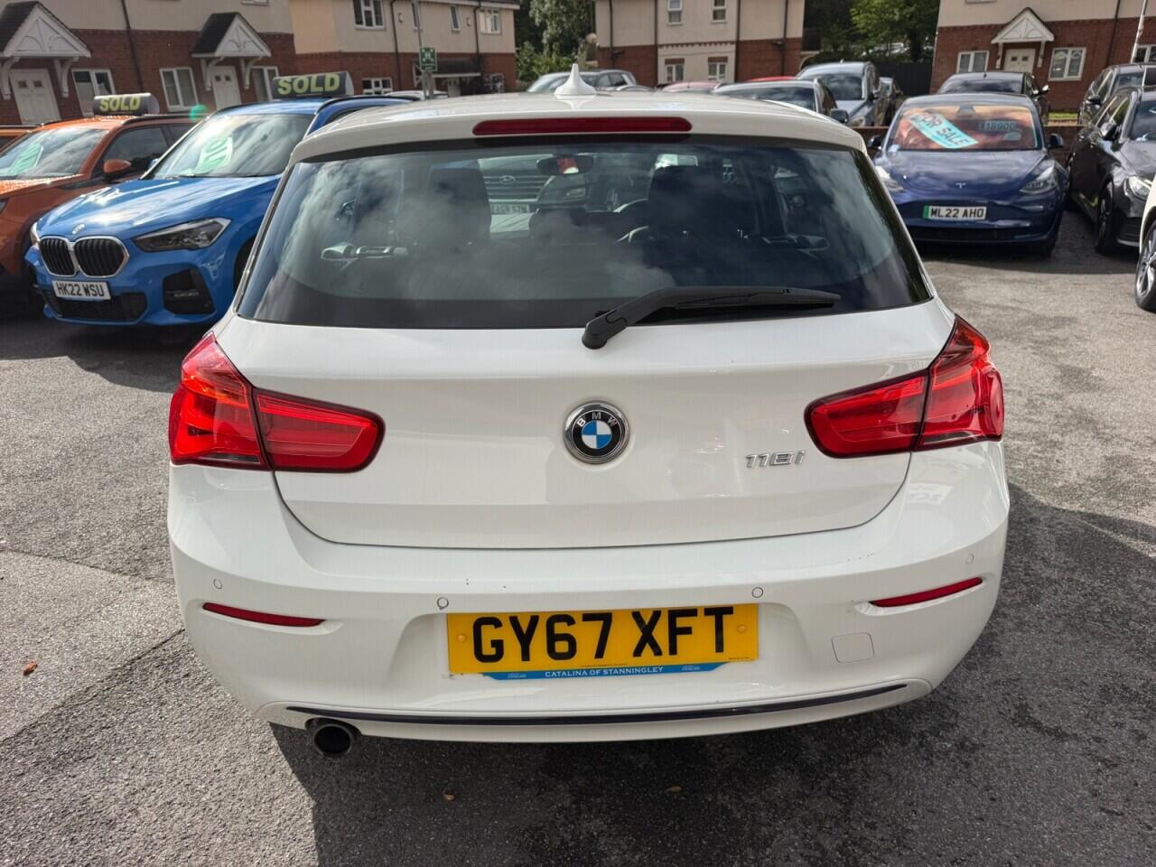 BMW 1 Series view 7