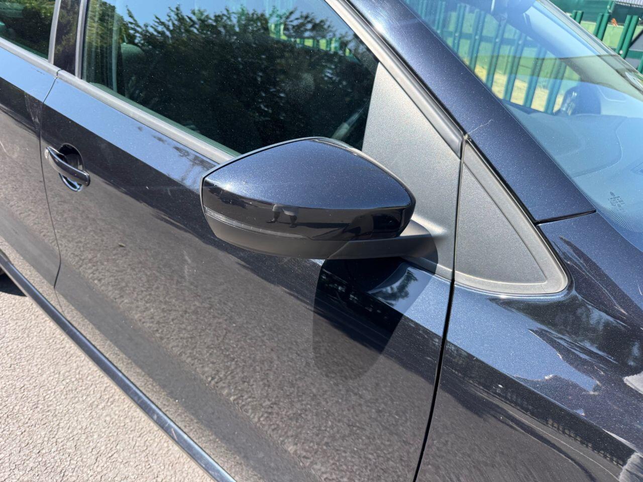 Volkswagen Polo view 17