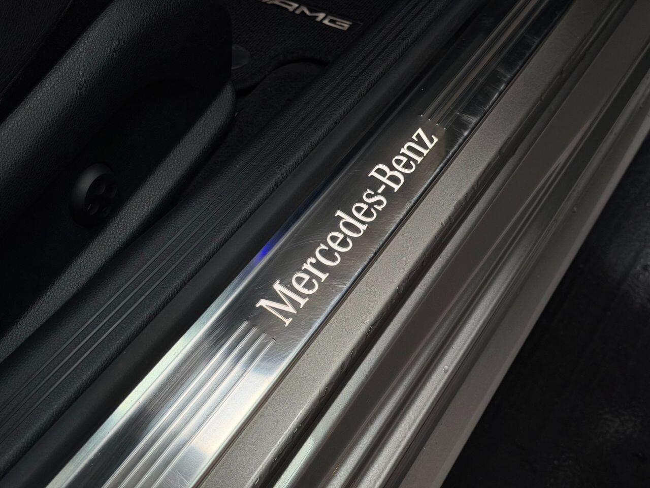 Mercedes-Benz C Class view 40