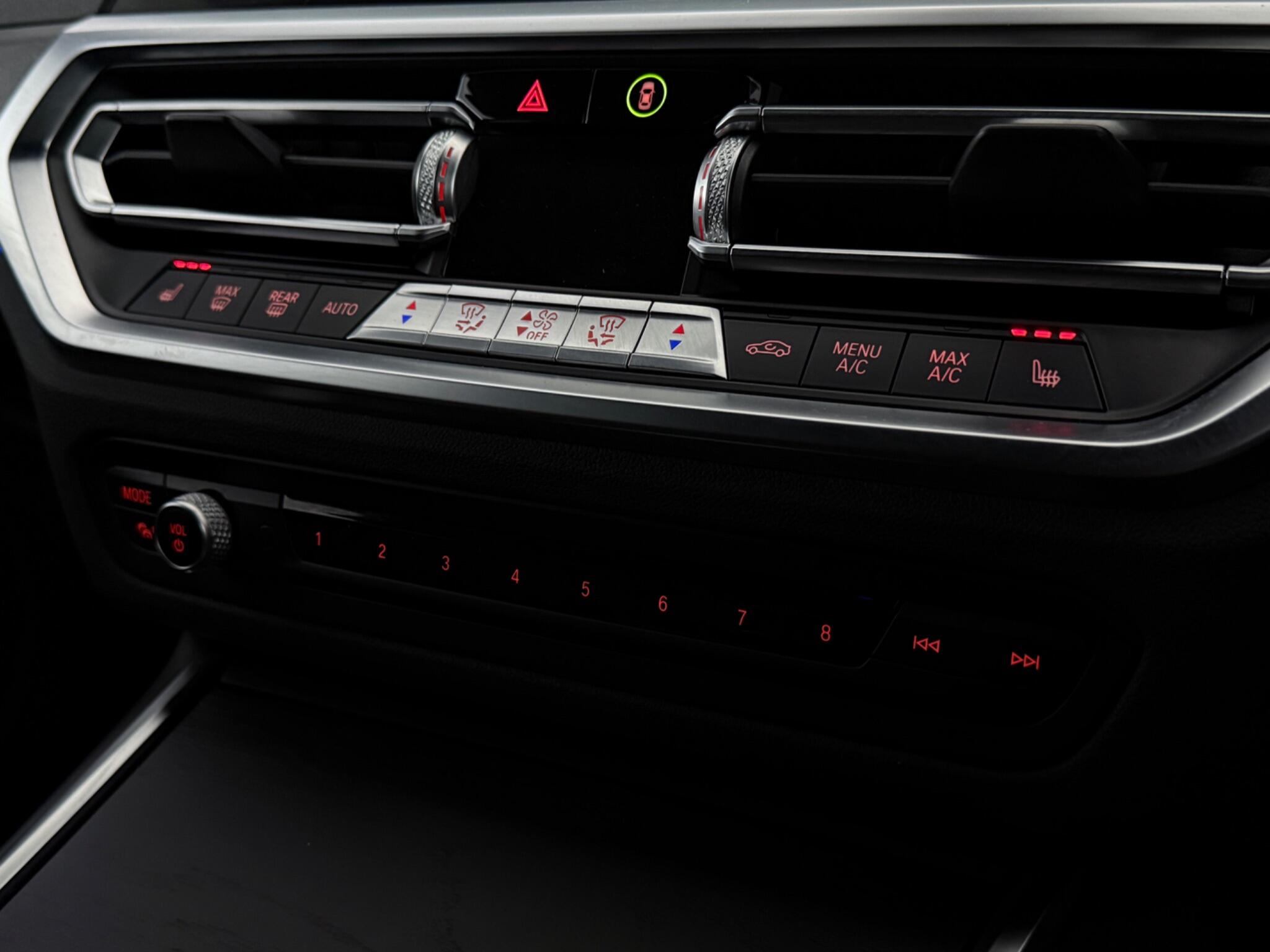 BMW 3 Series view 20