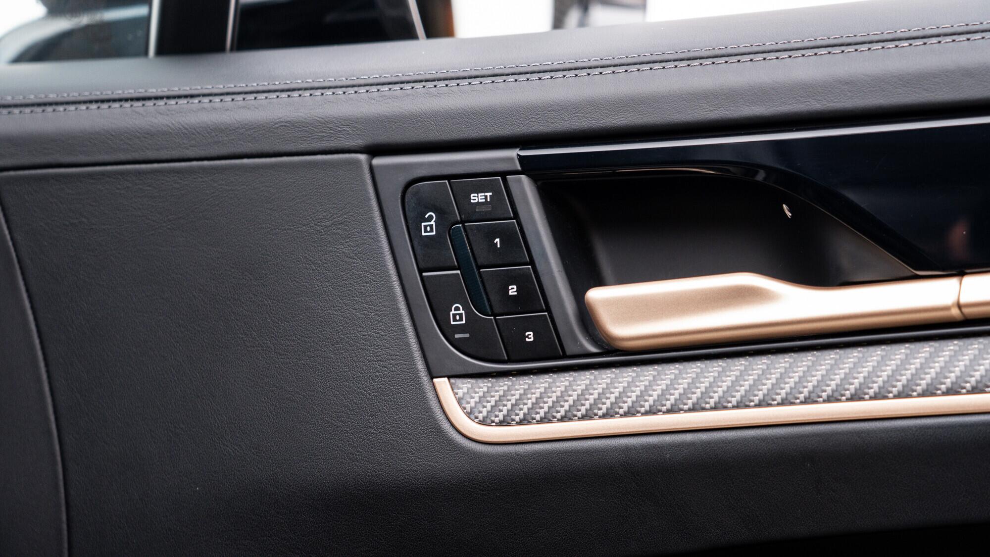 Porsche Cayenne view 46