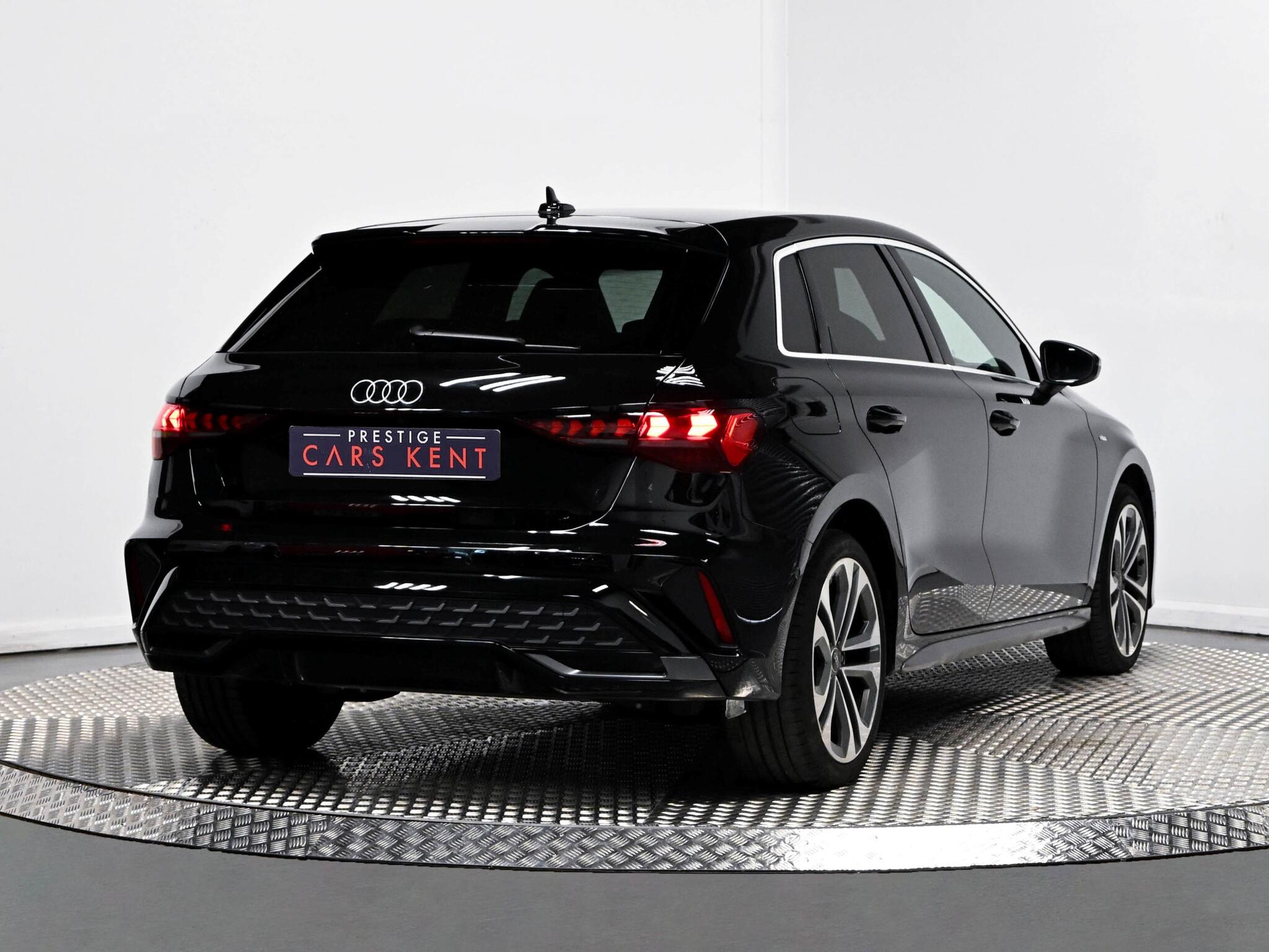 Audi A3 view 35