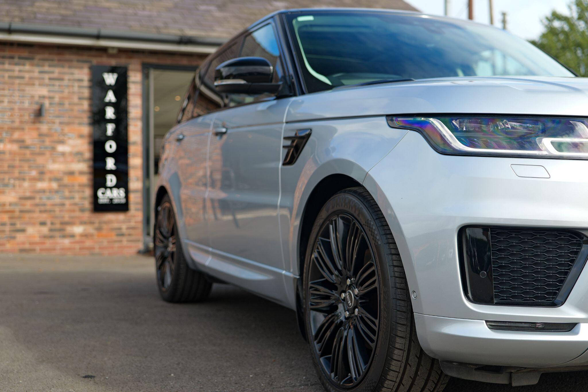 Land Rover Range Rover Sport view 9