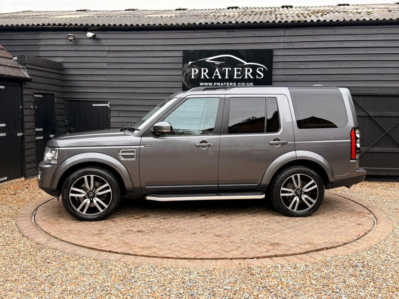 Land Rover Discovery 4 view 6