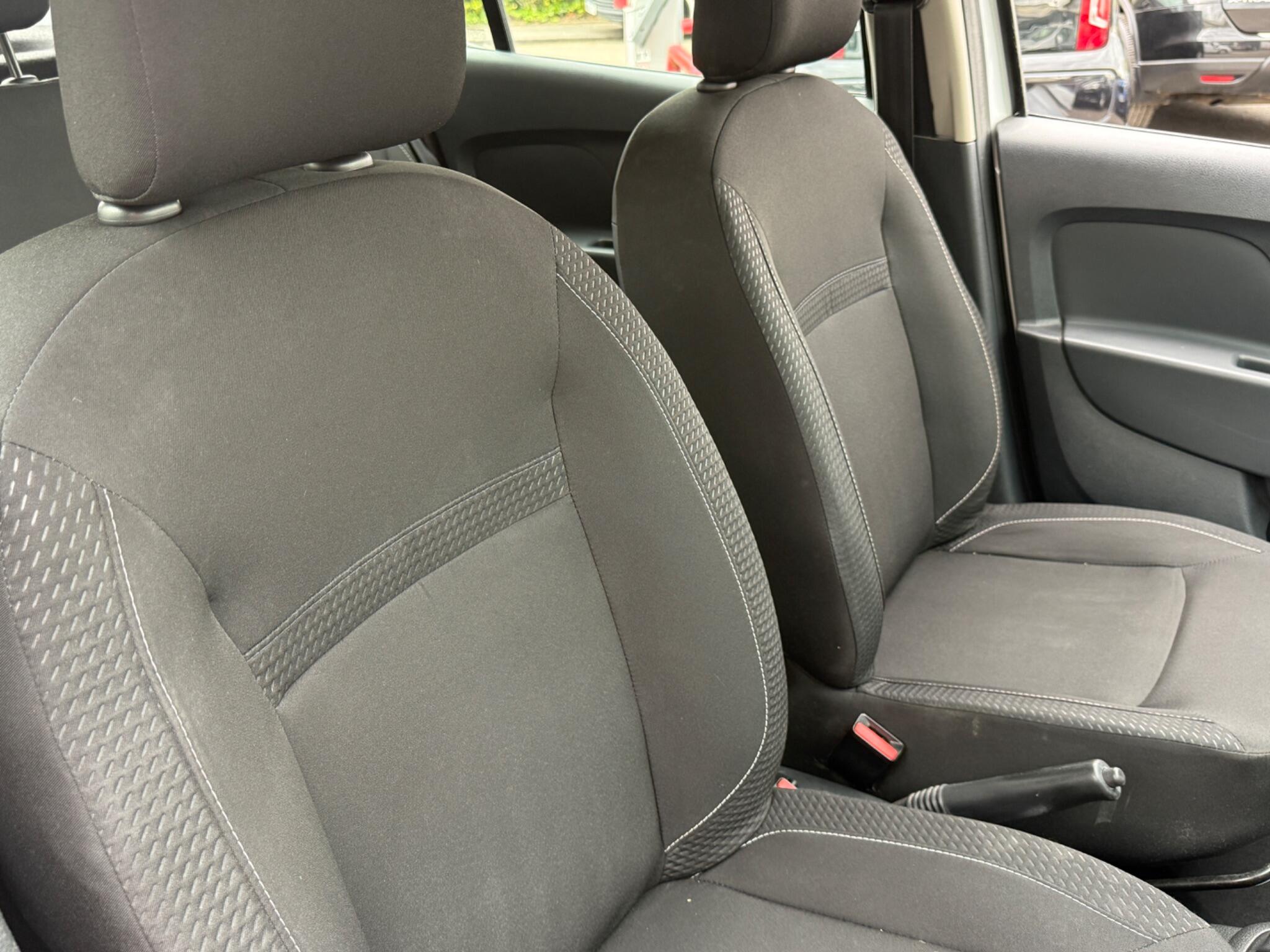 Dacia Sandero - Image 37