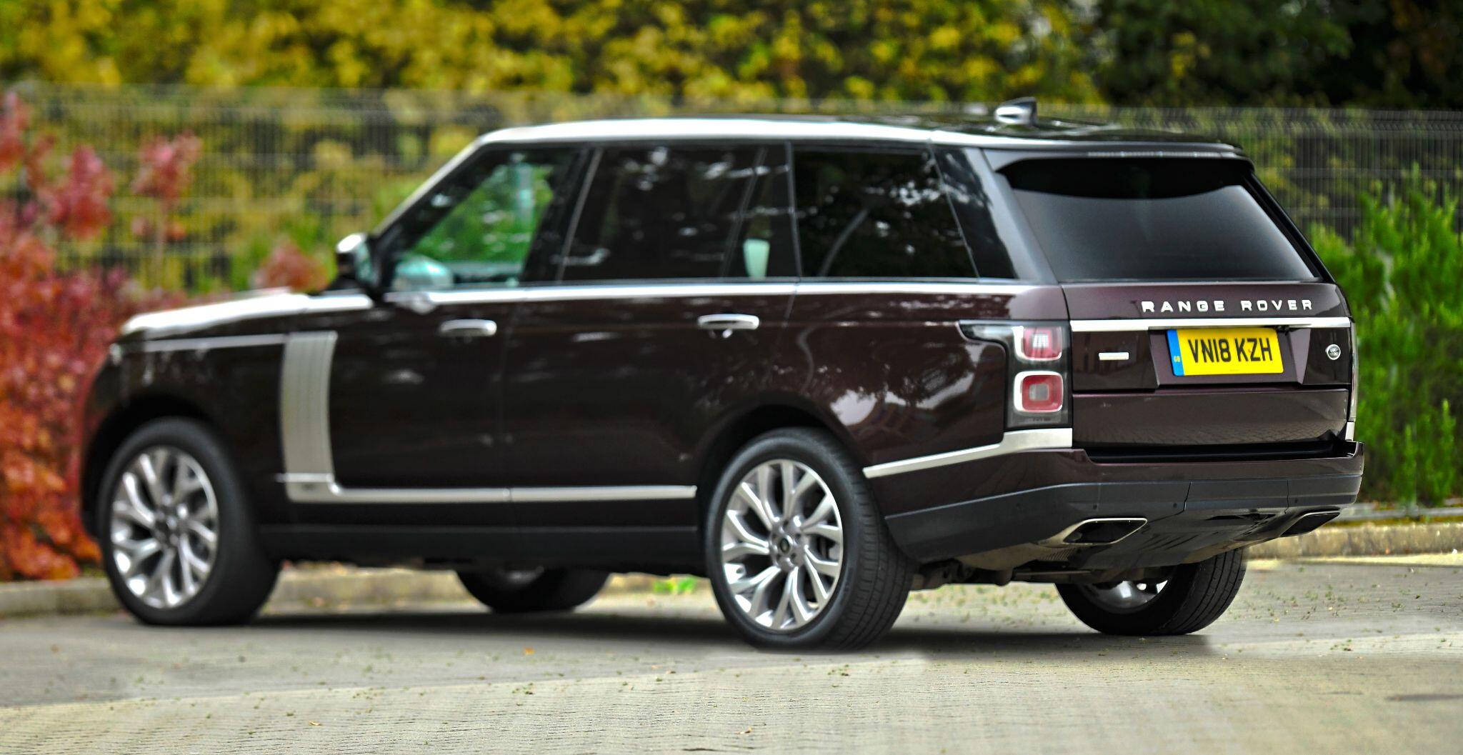 Land Rover Range Rover view 13